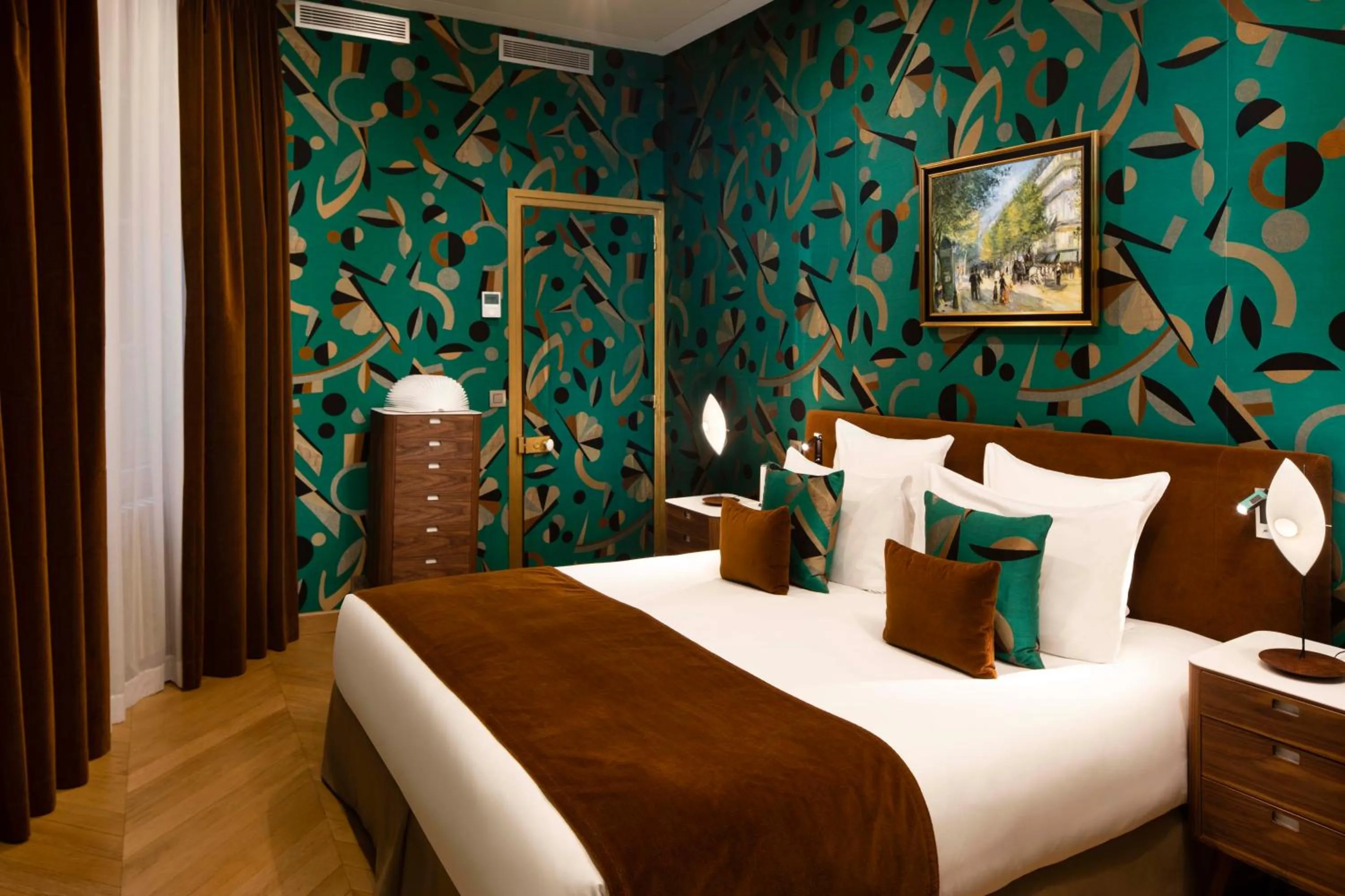 Bed in Hotel Pas De Calais