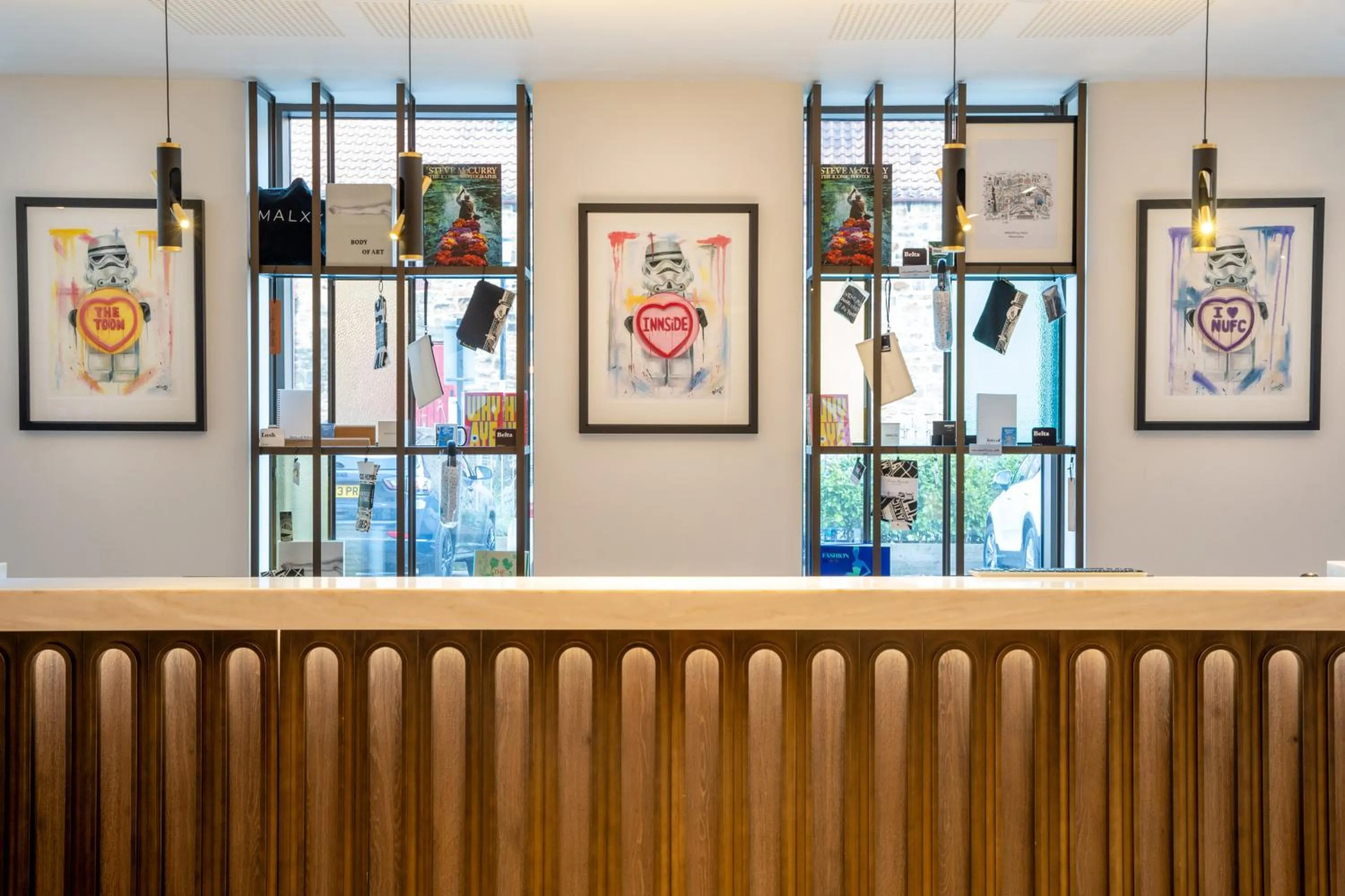 Lobby or reception in INNSiDE by Meliá Newcastle