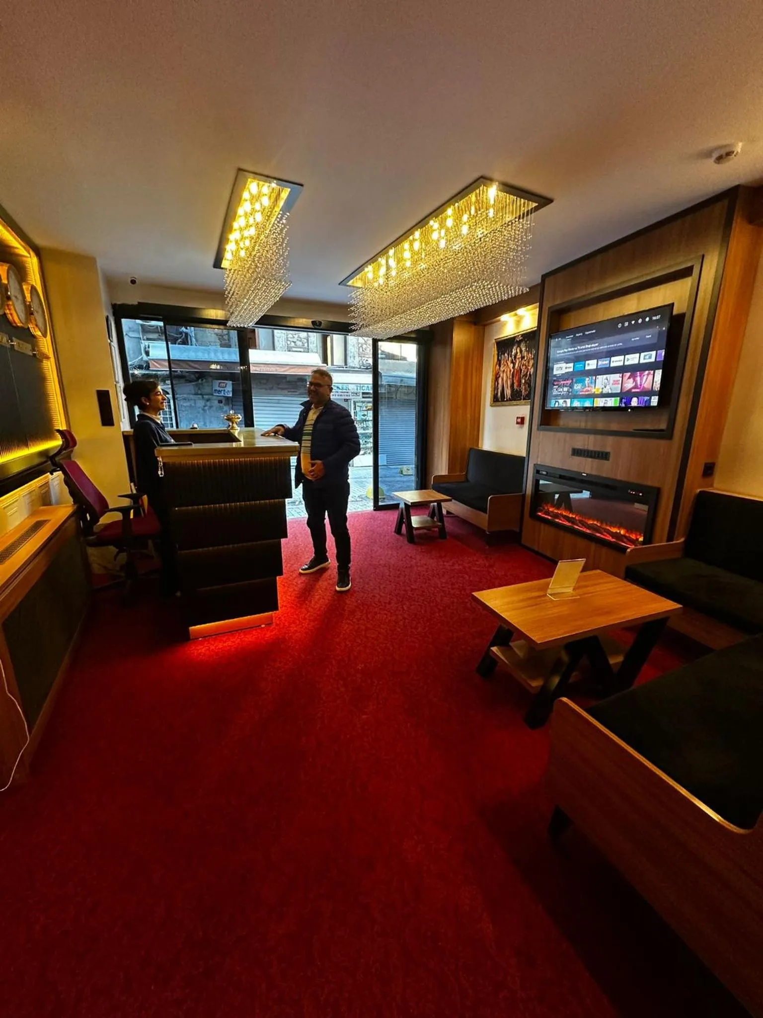 Communal lounge/ TV room in Blueway Hotel Istanbul Bakırköy City Center