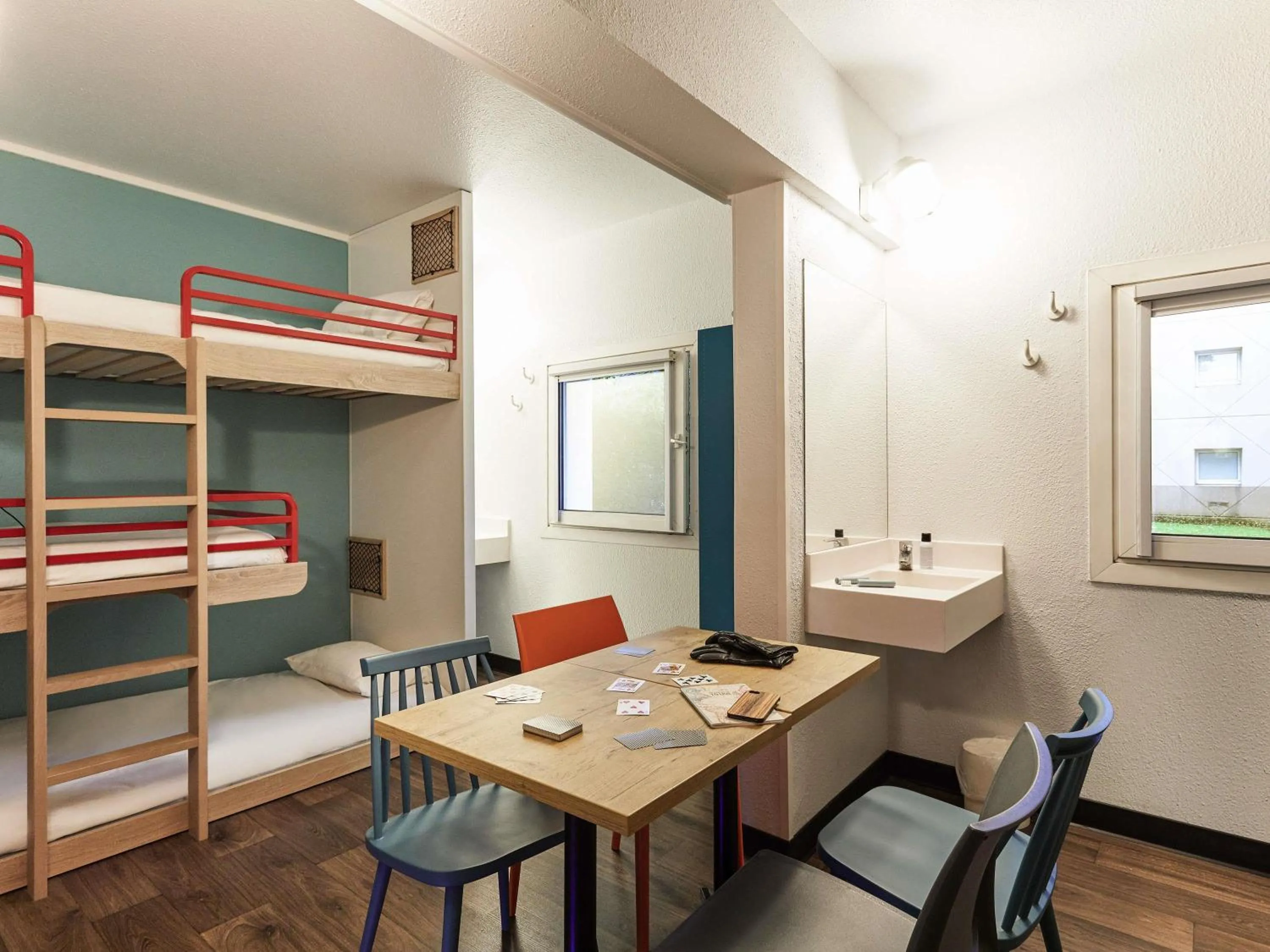 Bedroom, Bed in hotelF1 Amiens Est