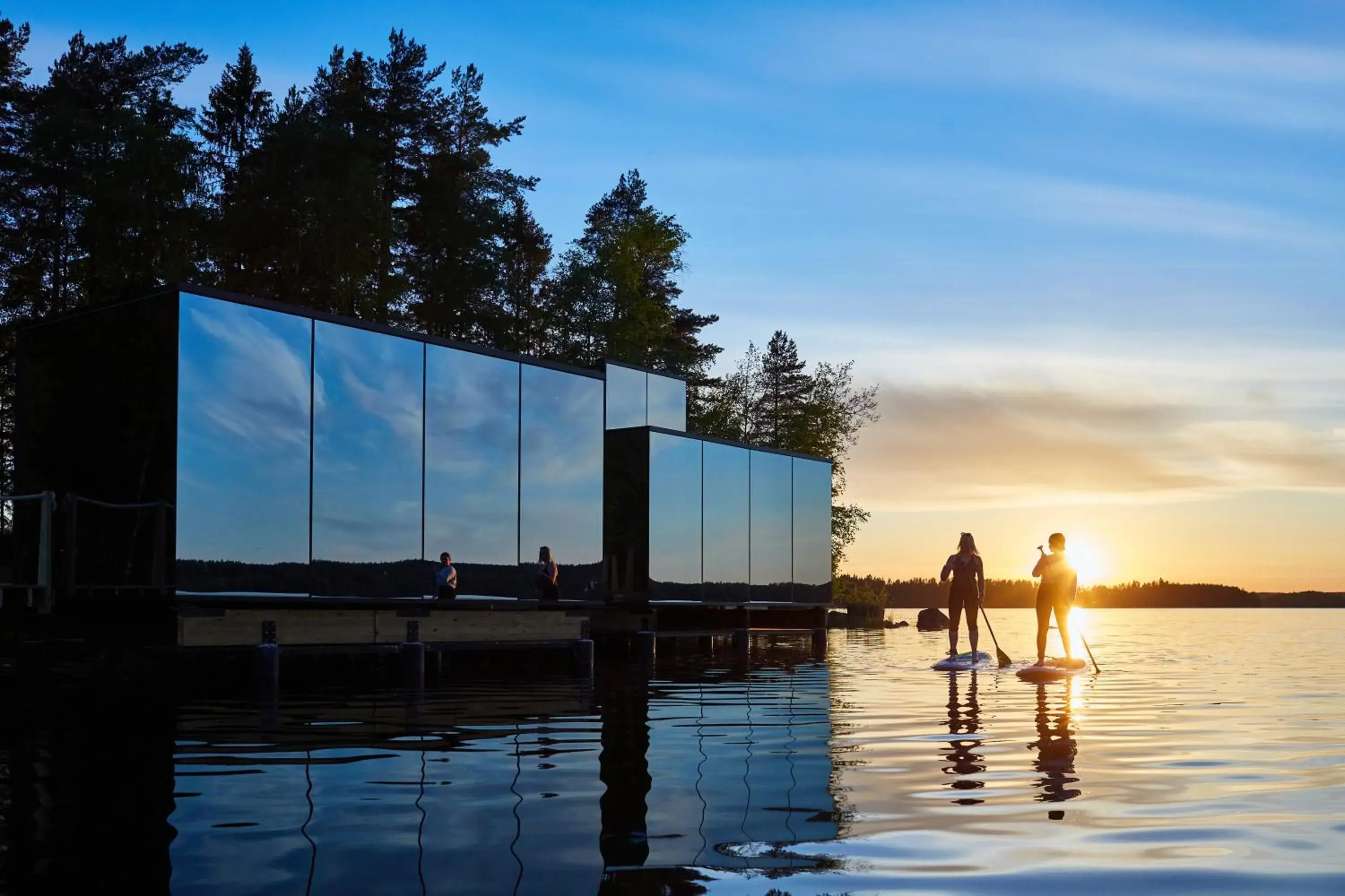 Lake Hotel Lehmonkärki - Haasi Mirror Houses Lake Hotel Lehmonkärki - Haasi Mirror Houses