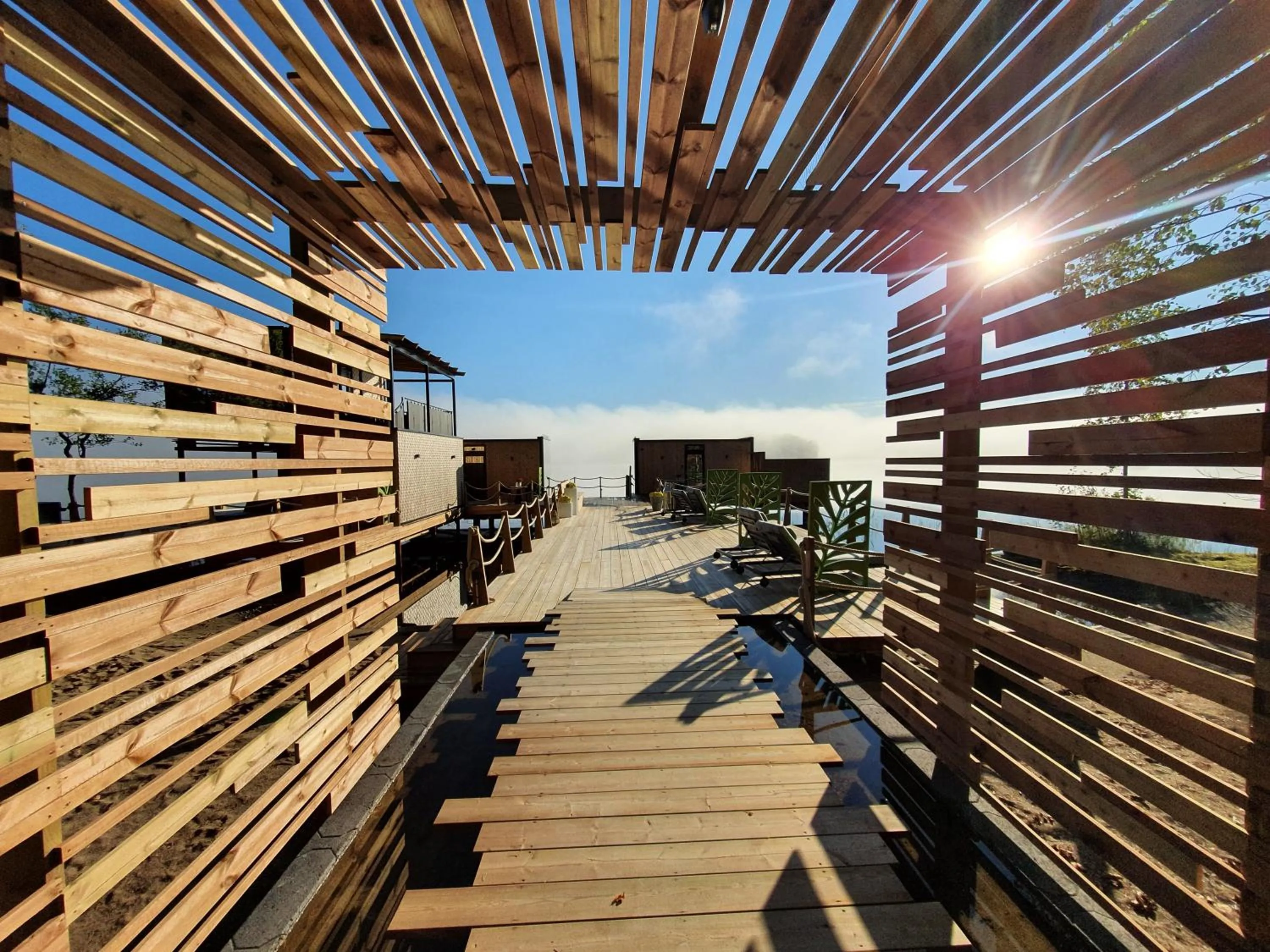 Patio in Lake Hotel Lehmonkärki - Haasi Mirror Houses