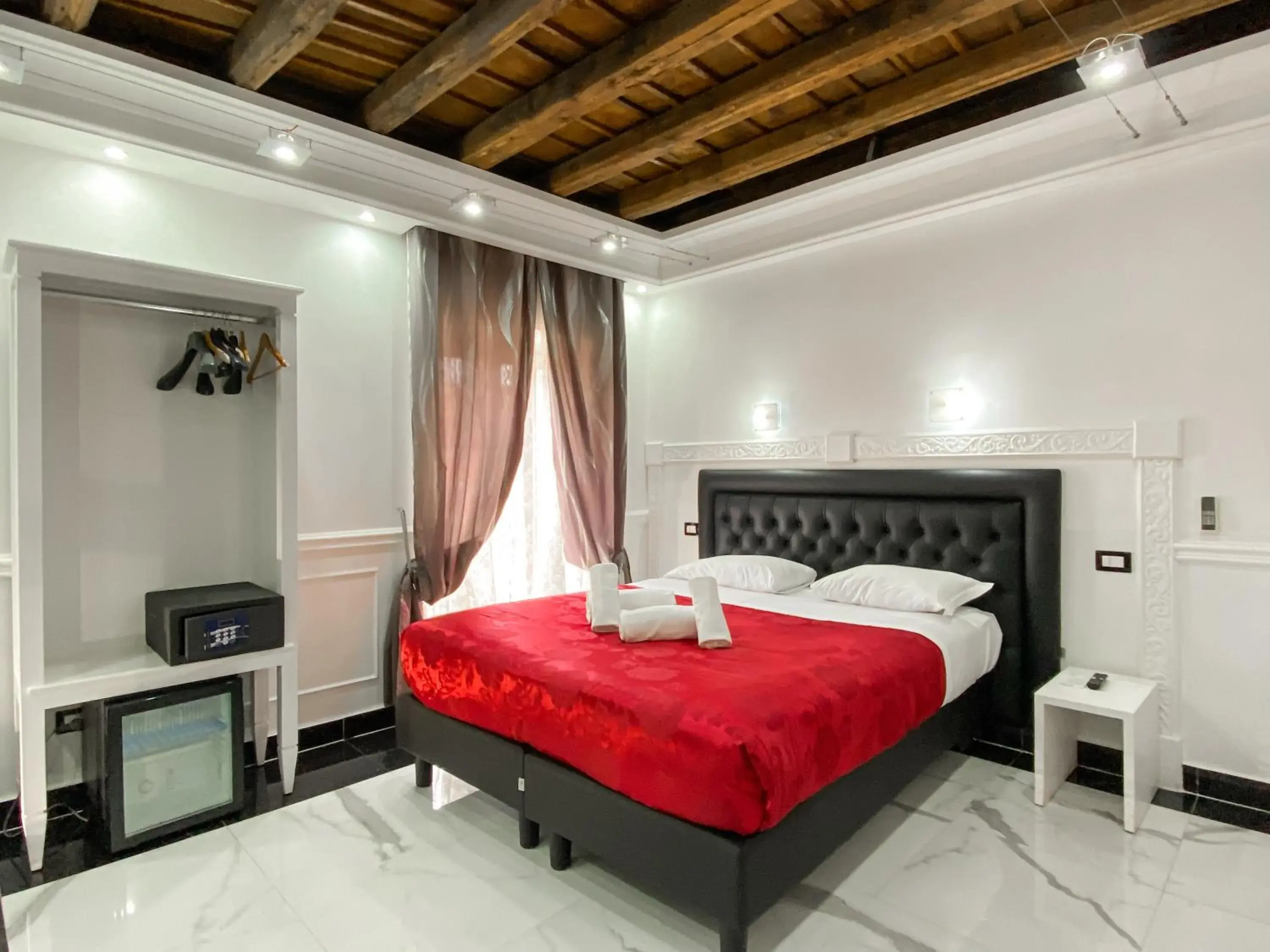 Deluxe Double or Twin Room with Balcony in Relais Parlamento Deluxe Double or Twin Room with Balcony in Relais Parlamento