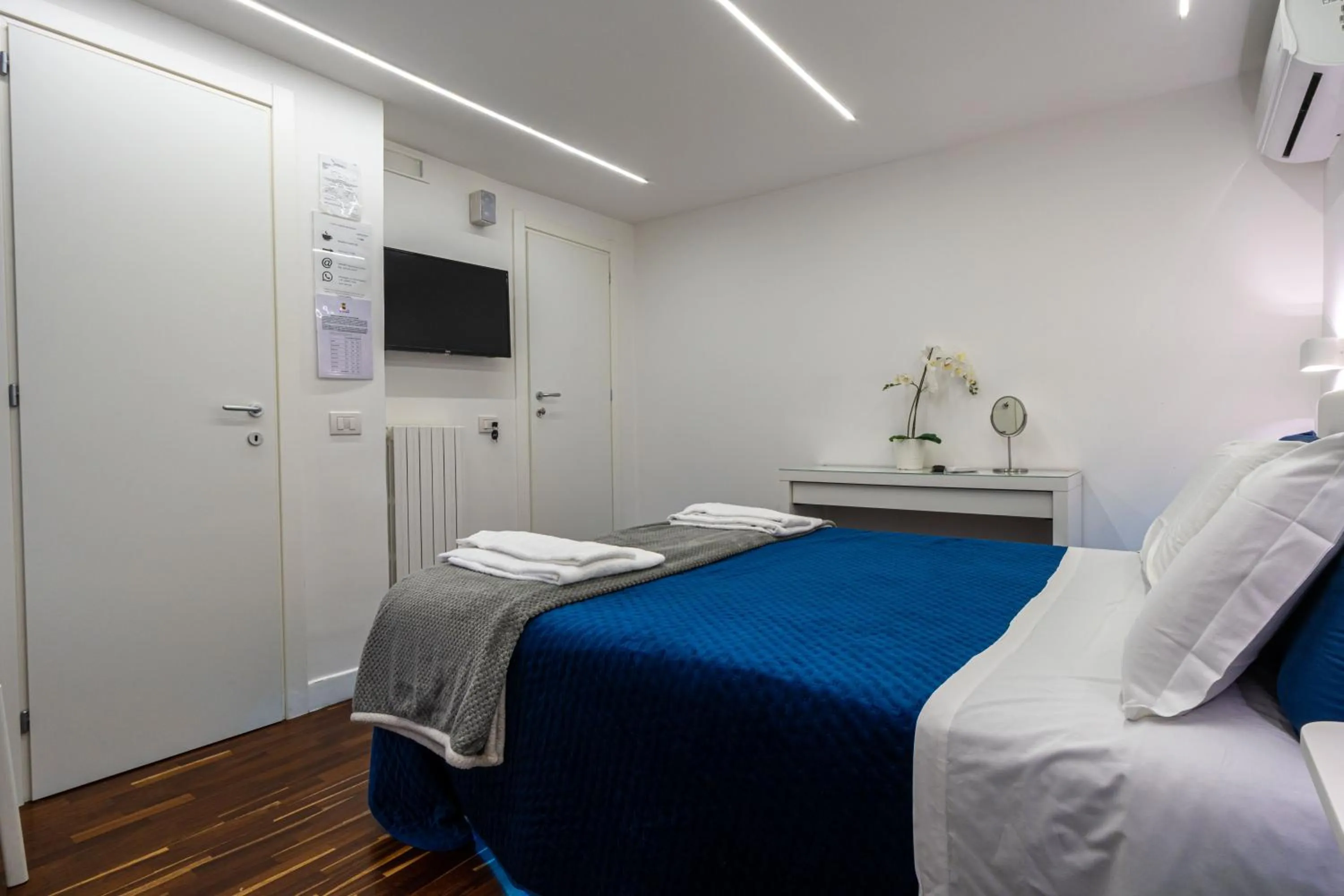 Bed in Skyhouse Duomo