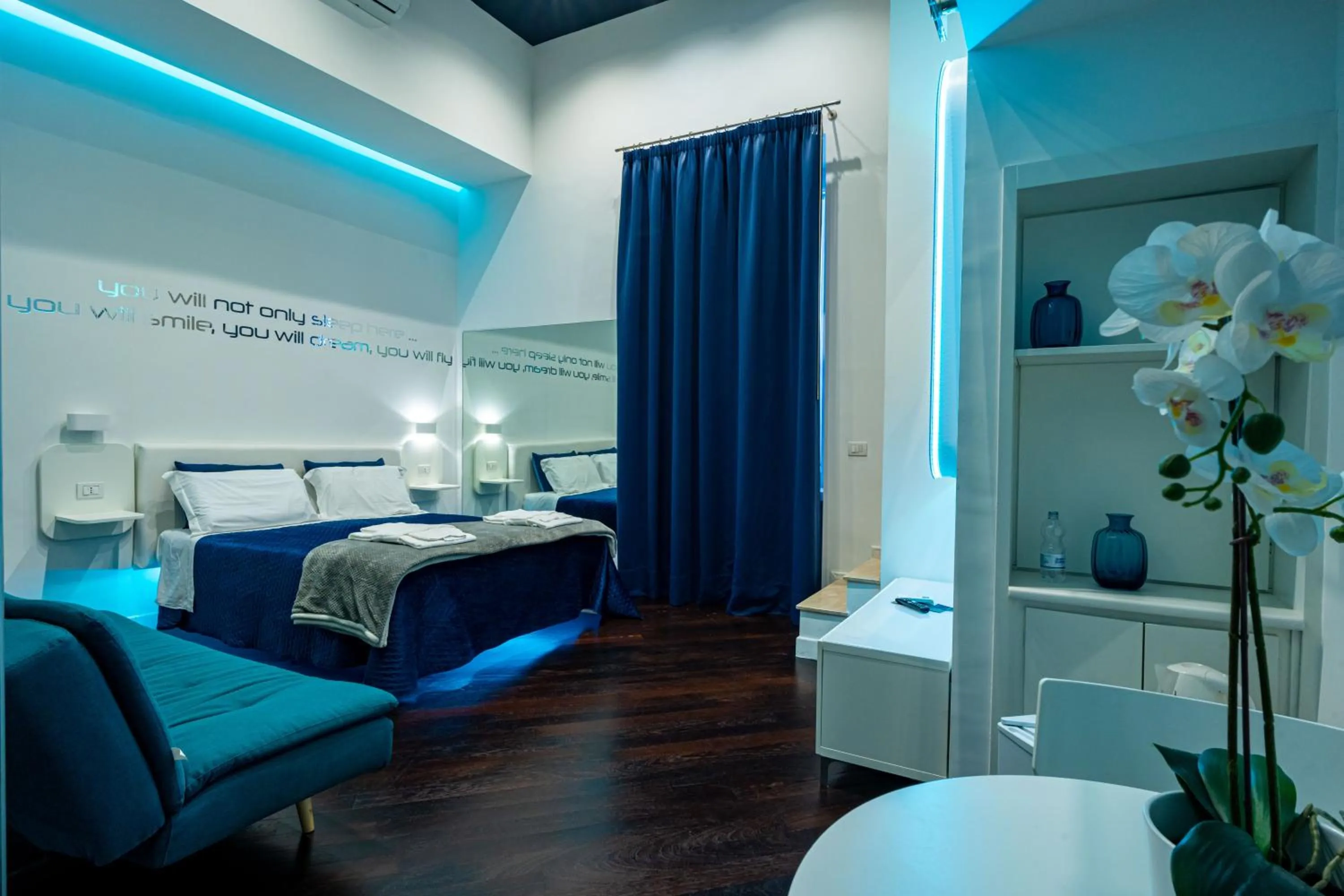 Bed in Skyhouse Duomo