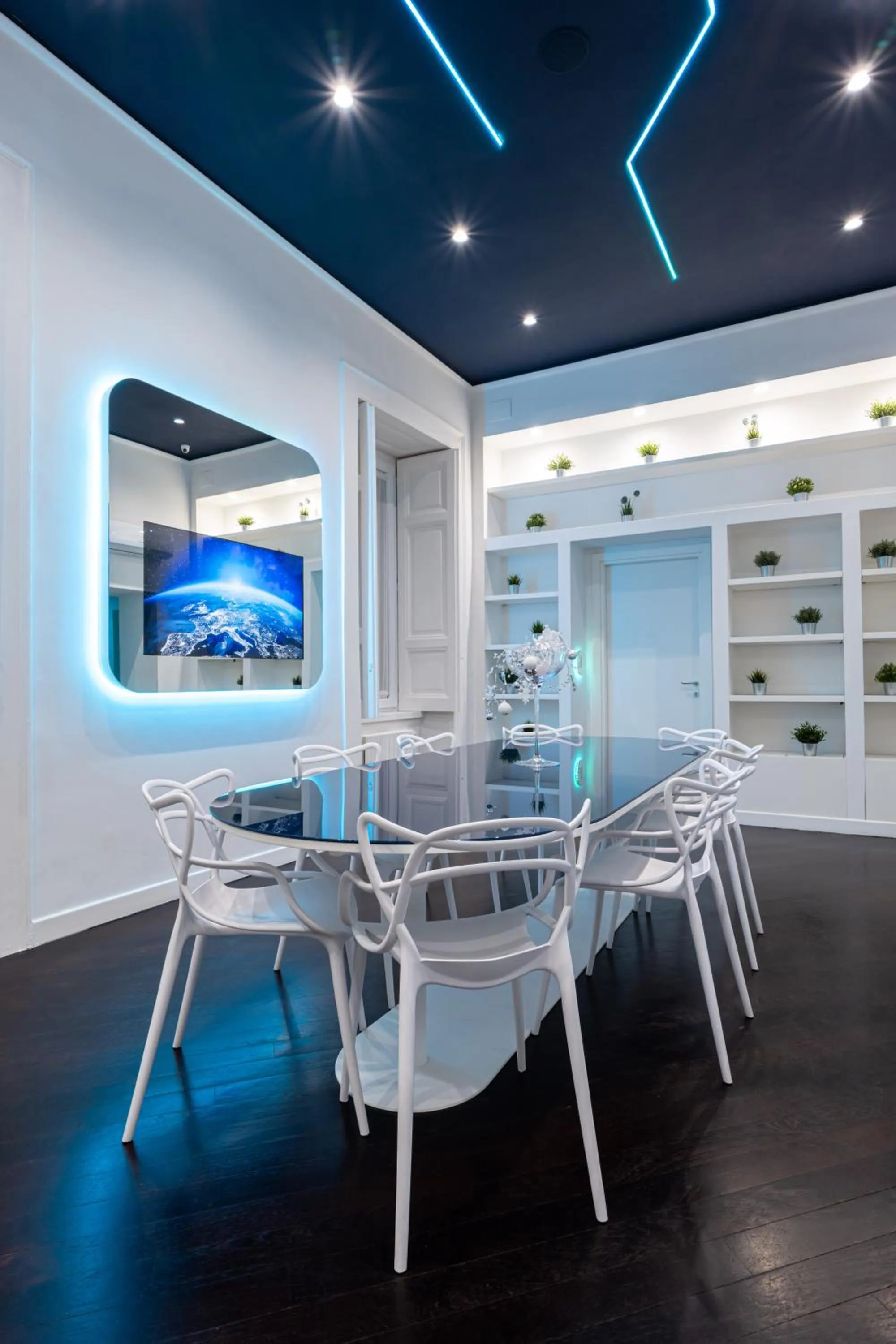 TV and multimedia in Skyhouse Duomo