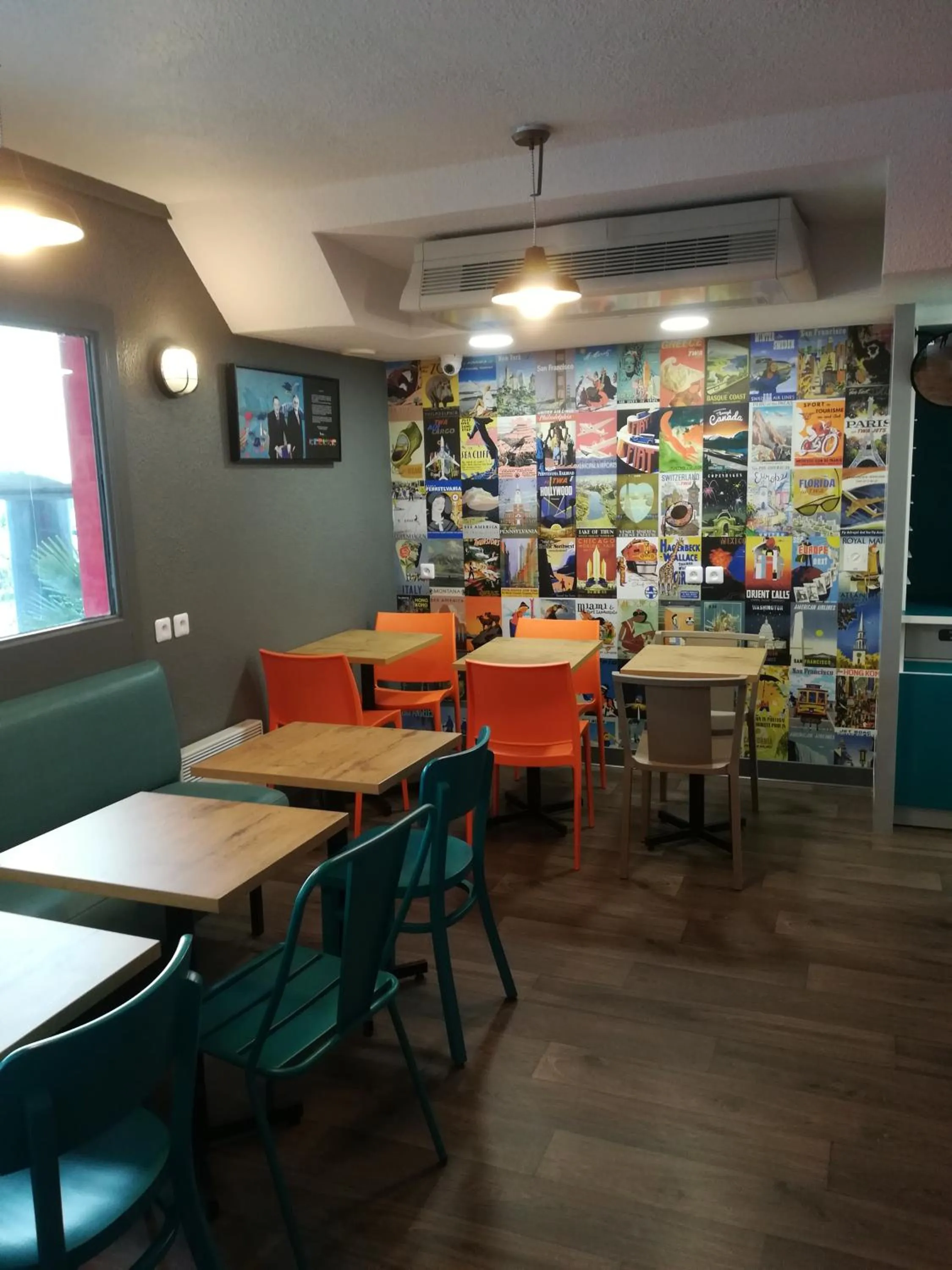 Buffet breakfast in hotelF1 Avignon Centre Courtine gare TGV