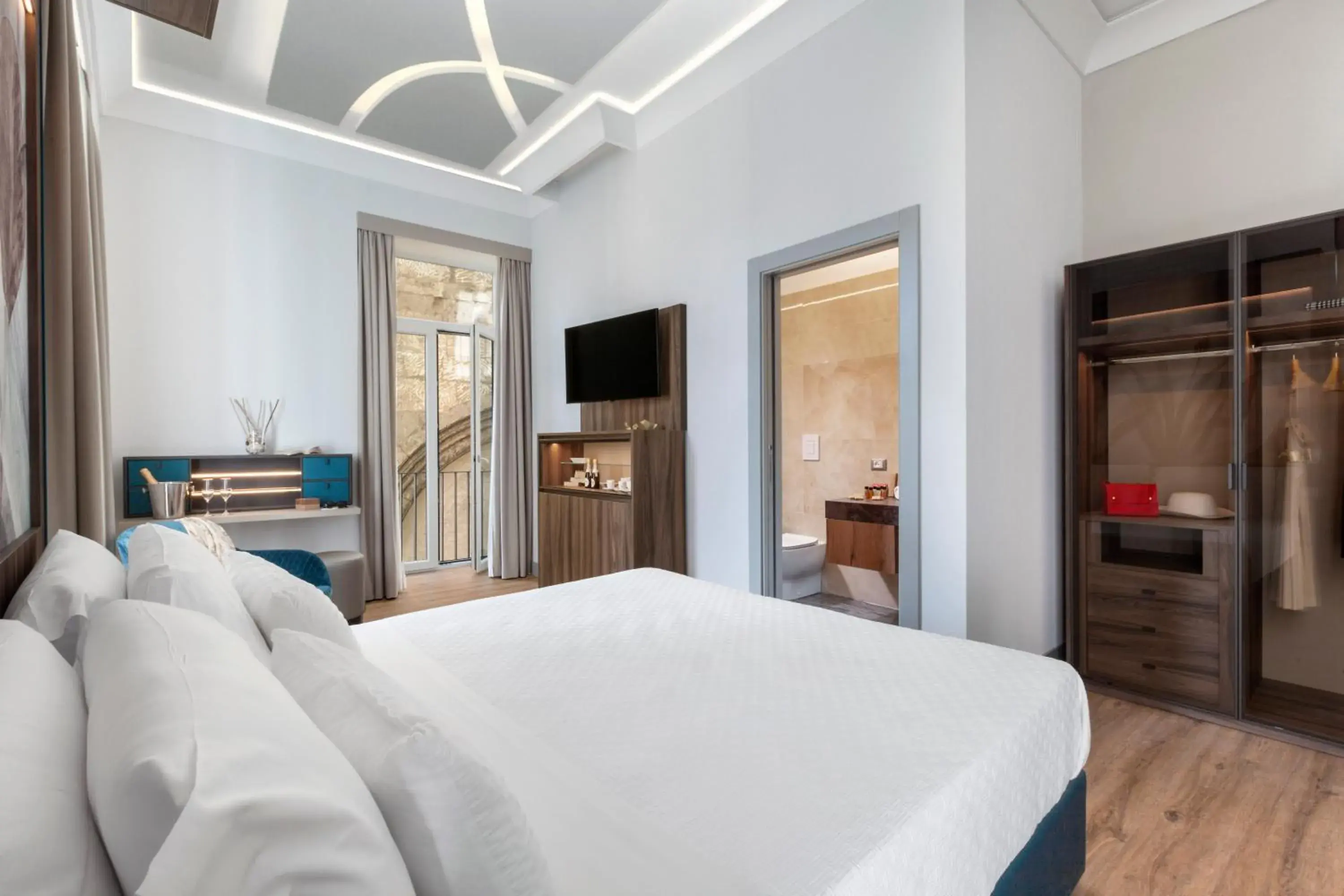 Elys Suites Elys Suites