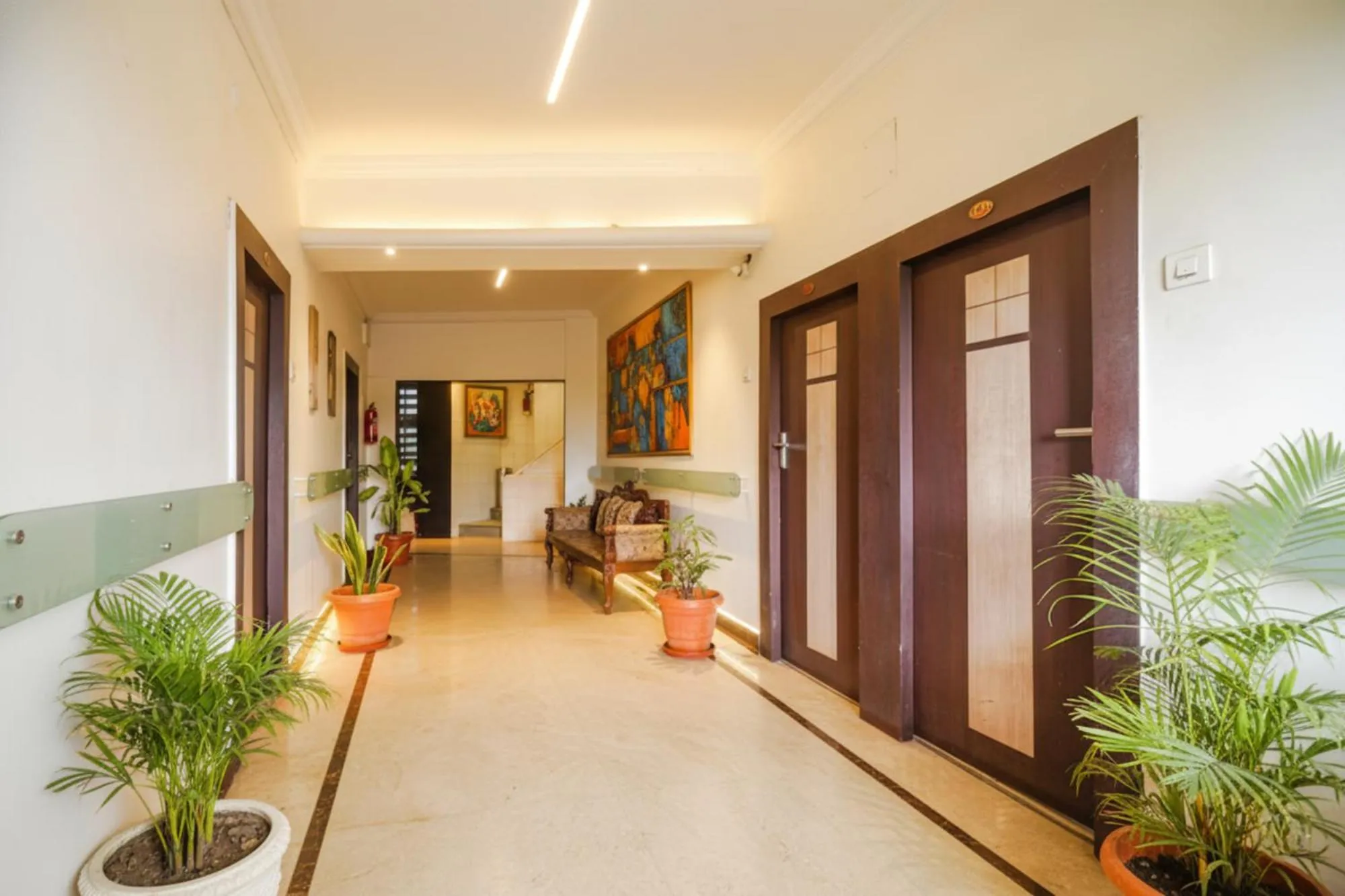 Lobby or reception in FabHotel Shravan - Nr Eternity Mall