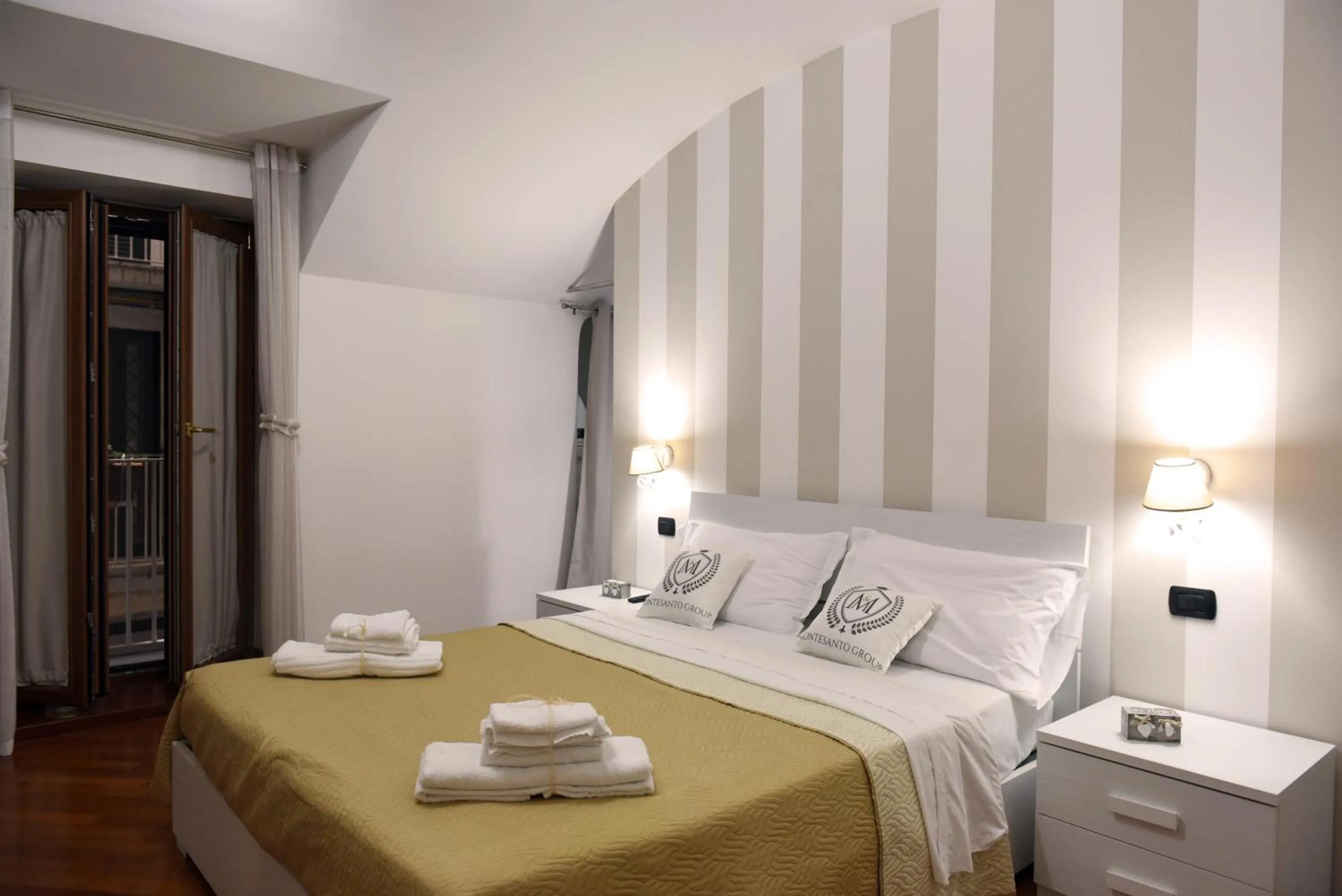 Bed in Montesantogroup Sorrento Room