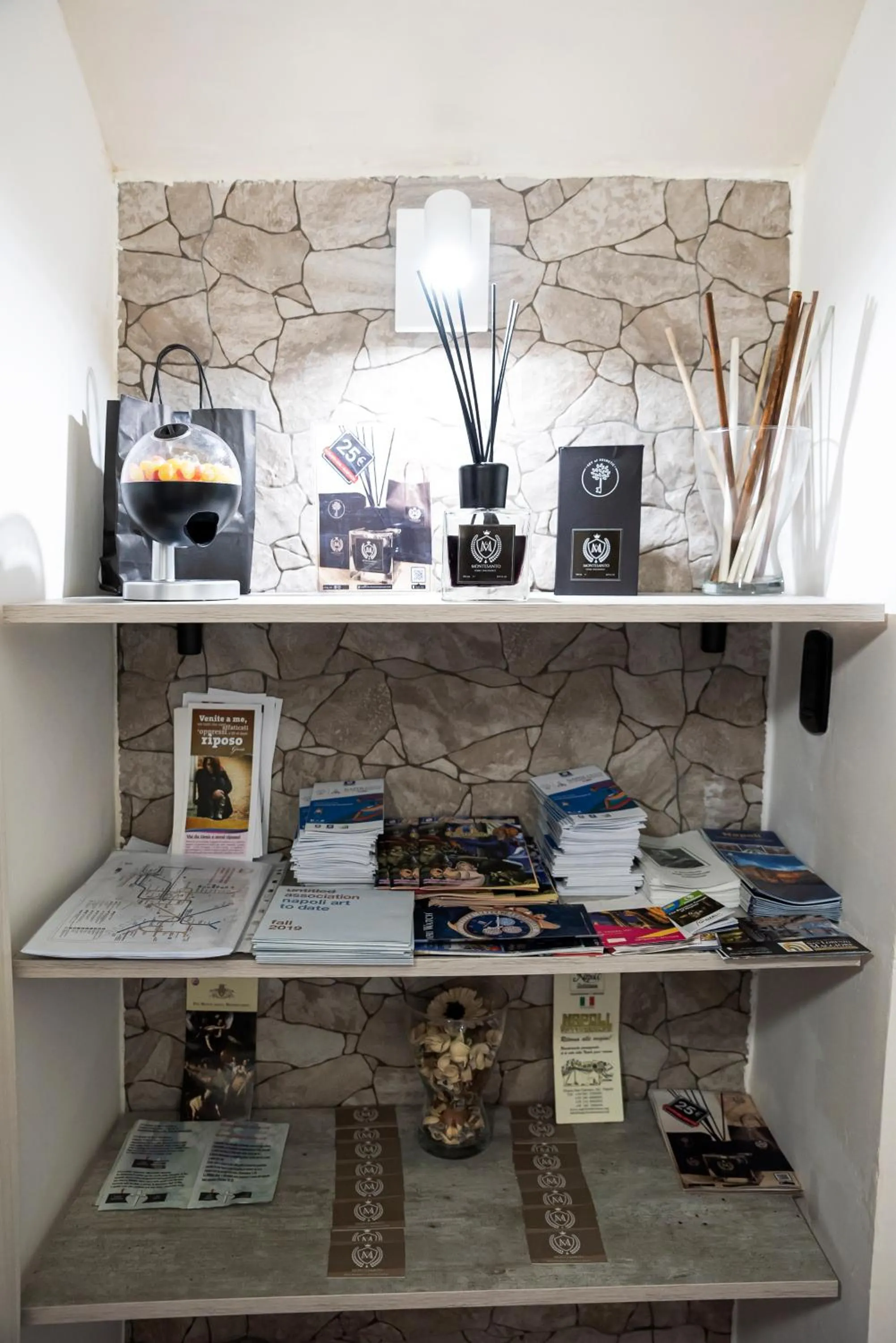 Montesantogroup Sorrento Room