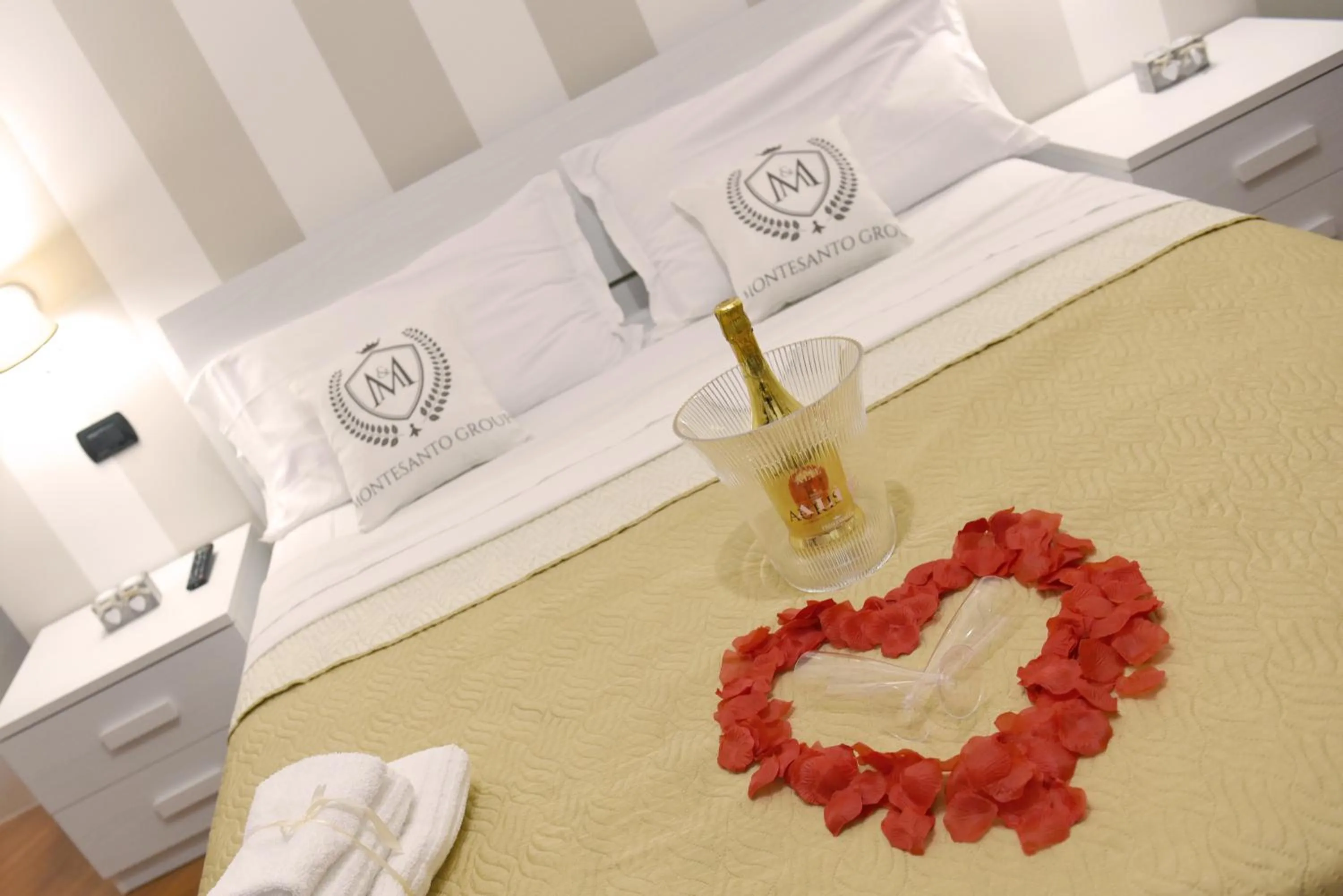 Bed in Montesantogroup Sorrento Room