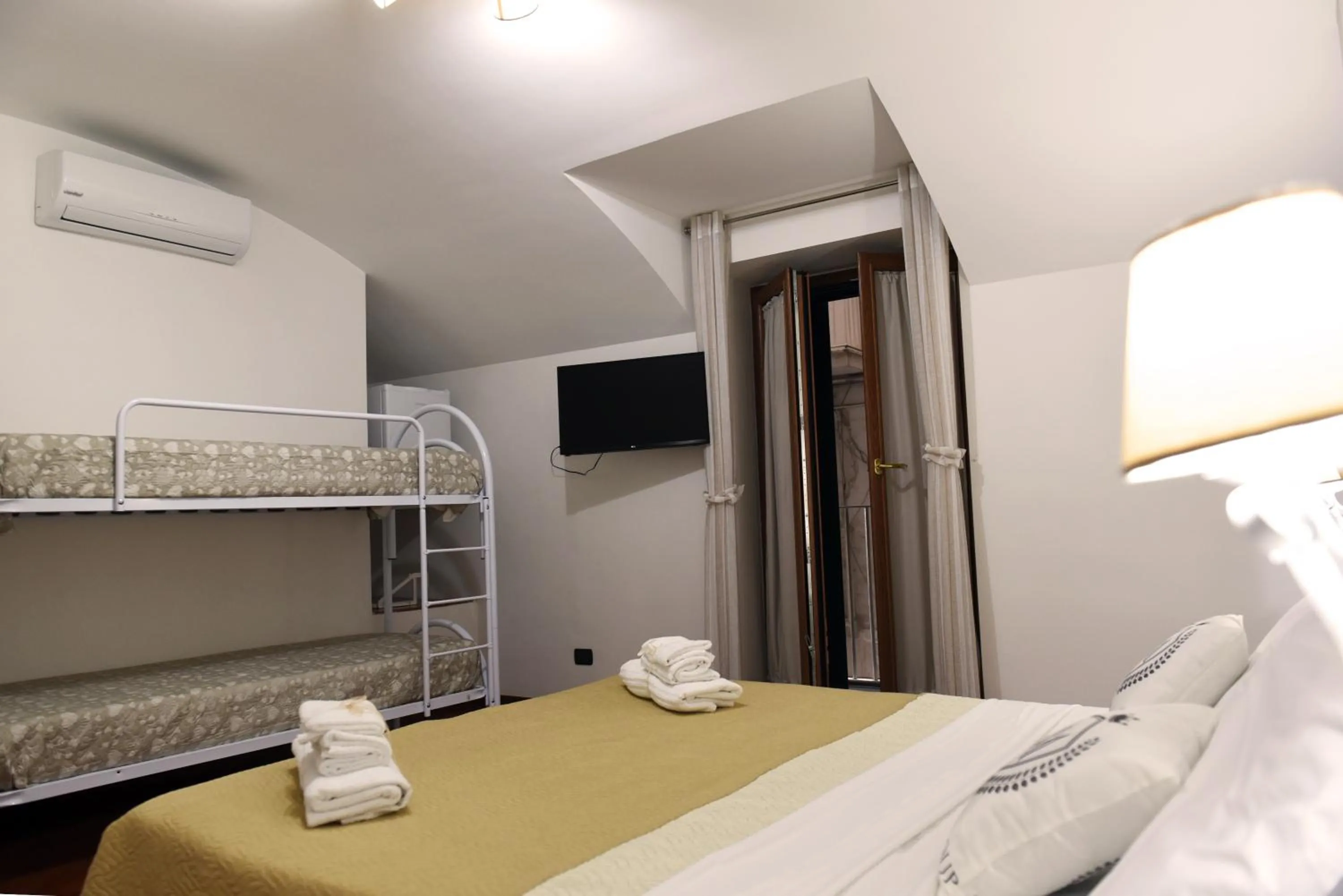 Bed in Montesantogroup Sorrento Room