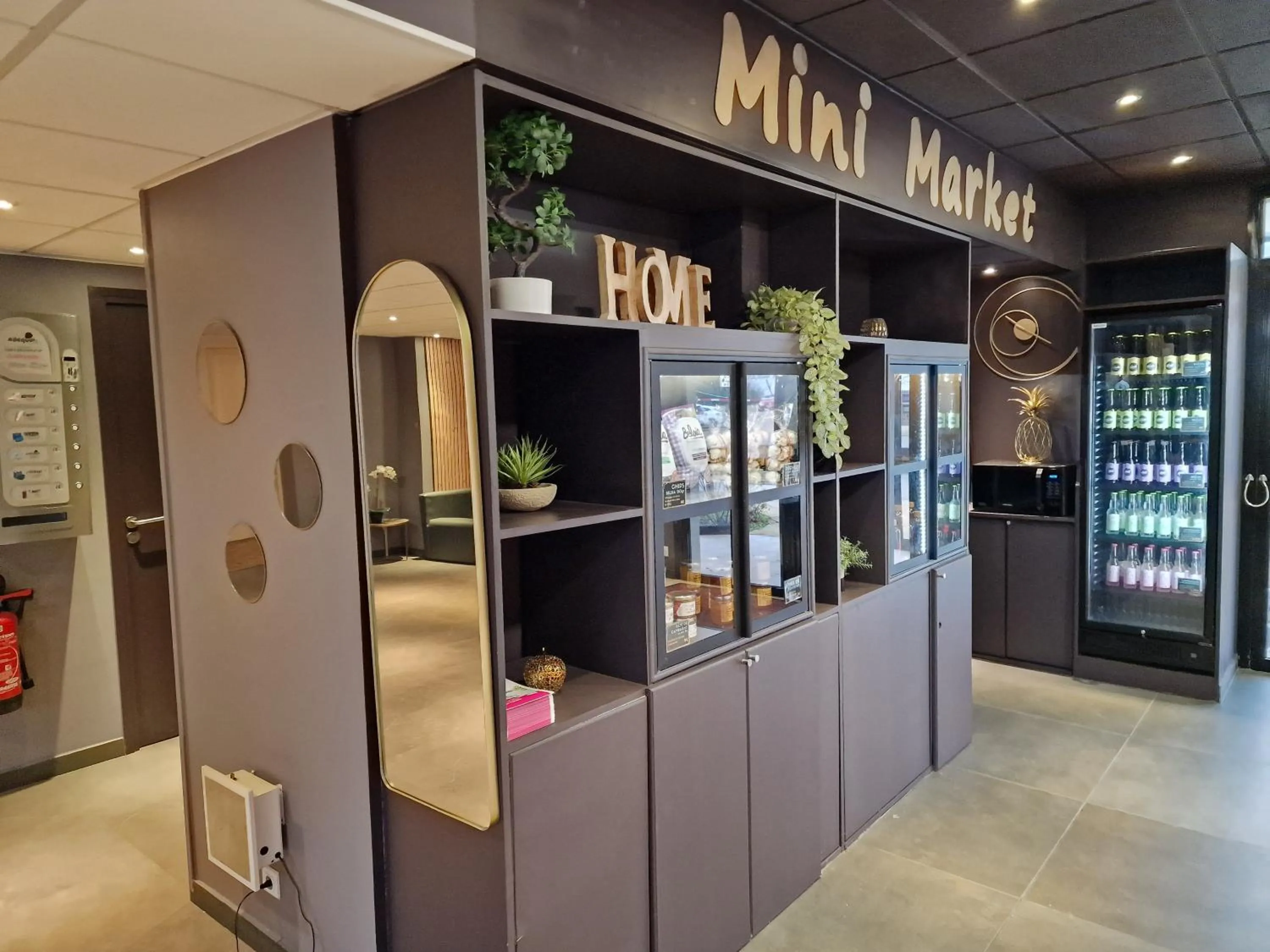 Lobby or reception in ibis Rambouillet