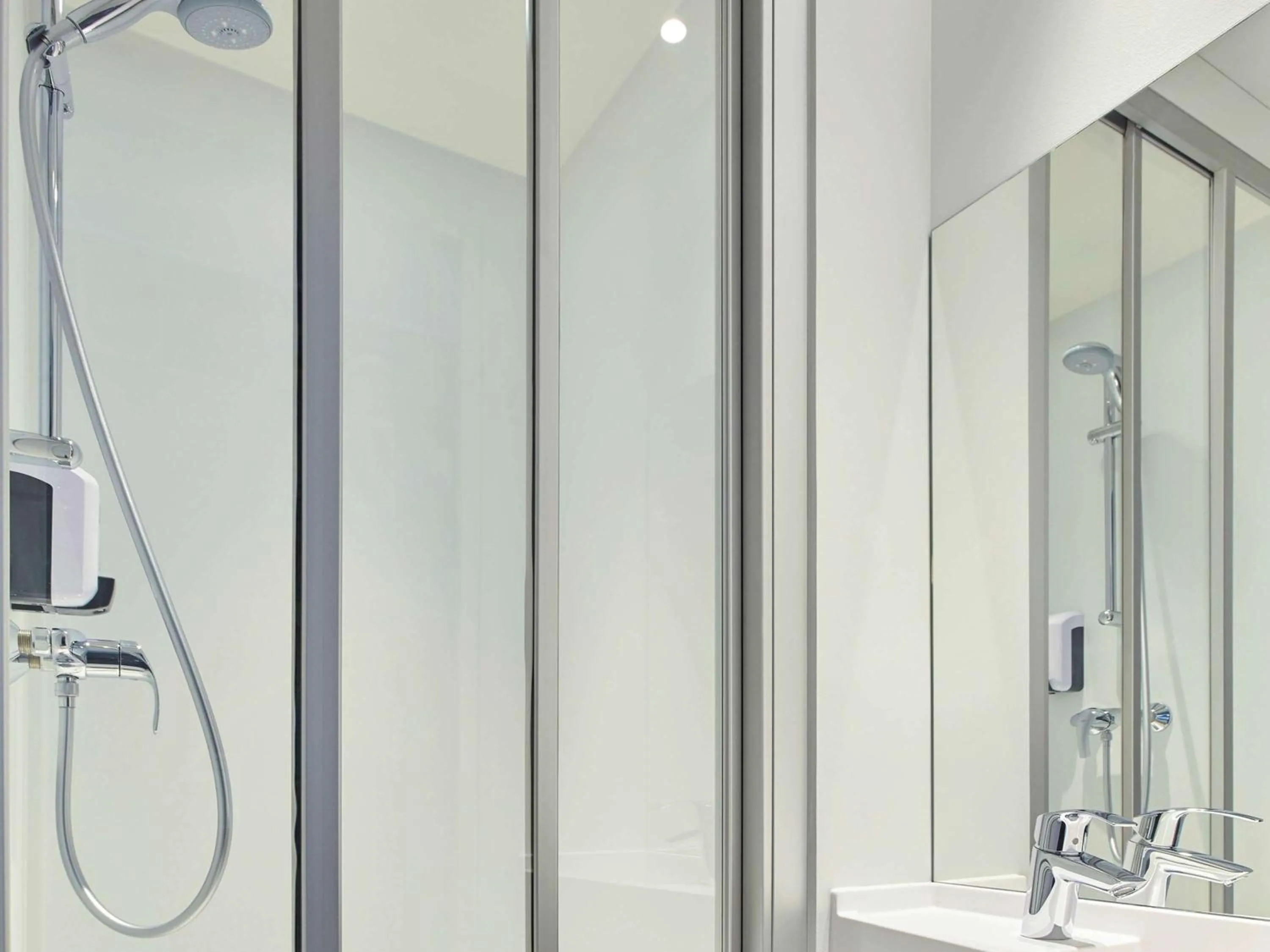 Photo of the whole room in hotelF1 Marne la Vallée Collégien