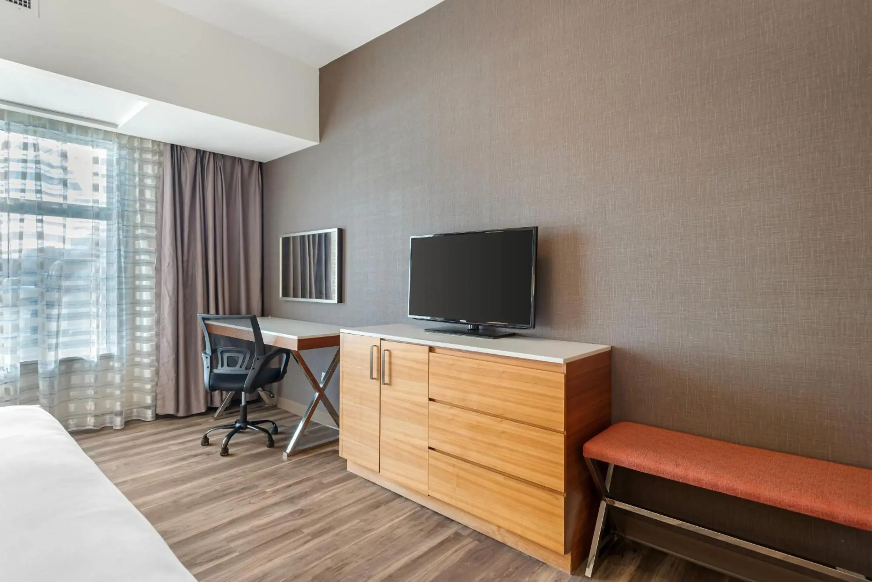 Bedroom in Radisson Hotel & Conference Centre Calgary Airport Bedroom in Radisson Hotel & Conference Centre Calgary Airport