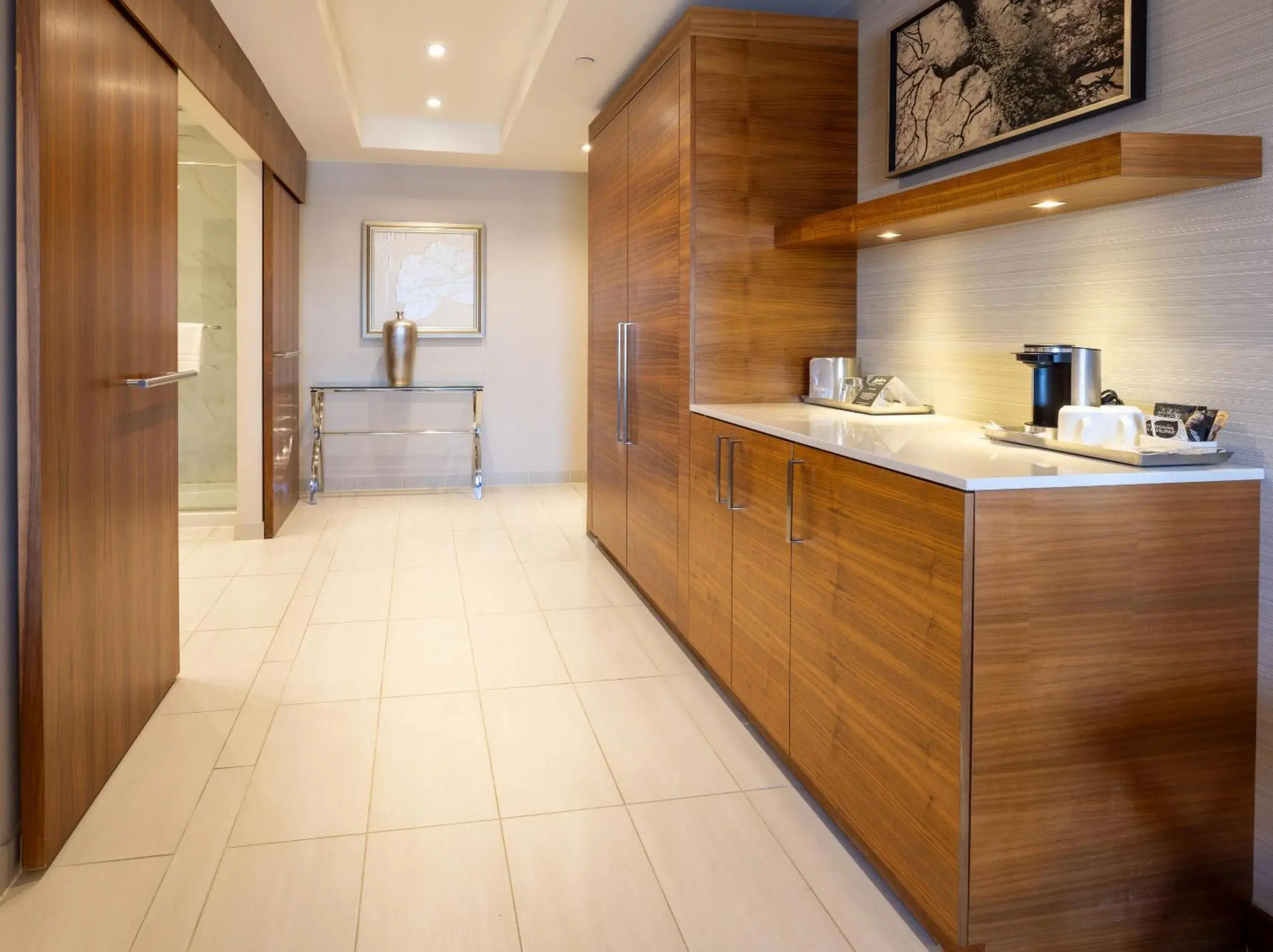 Bedroom in Radisson Hotel & Conference Centre Calgary Airport Bedroom in Radisson Hotel & Conference Centre Calgary Airport