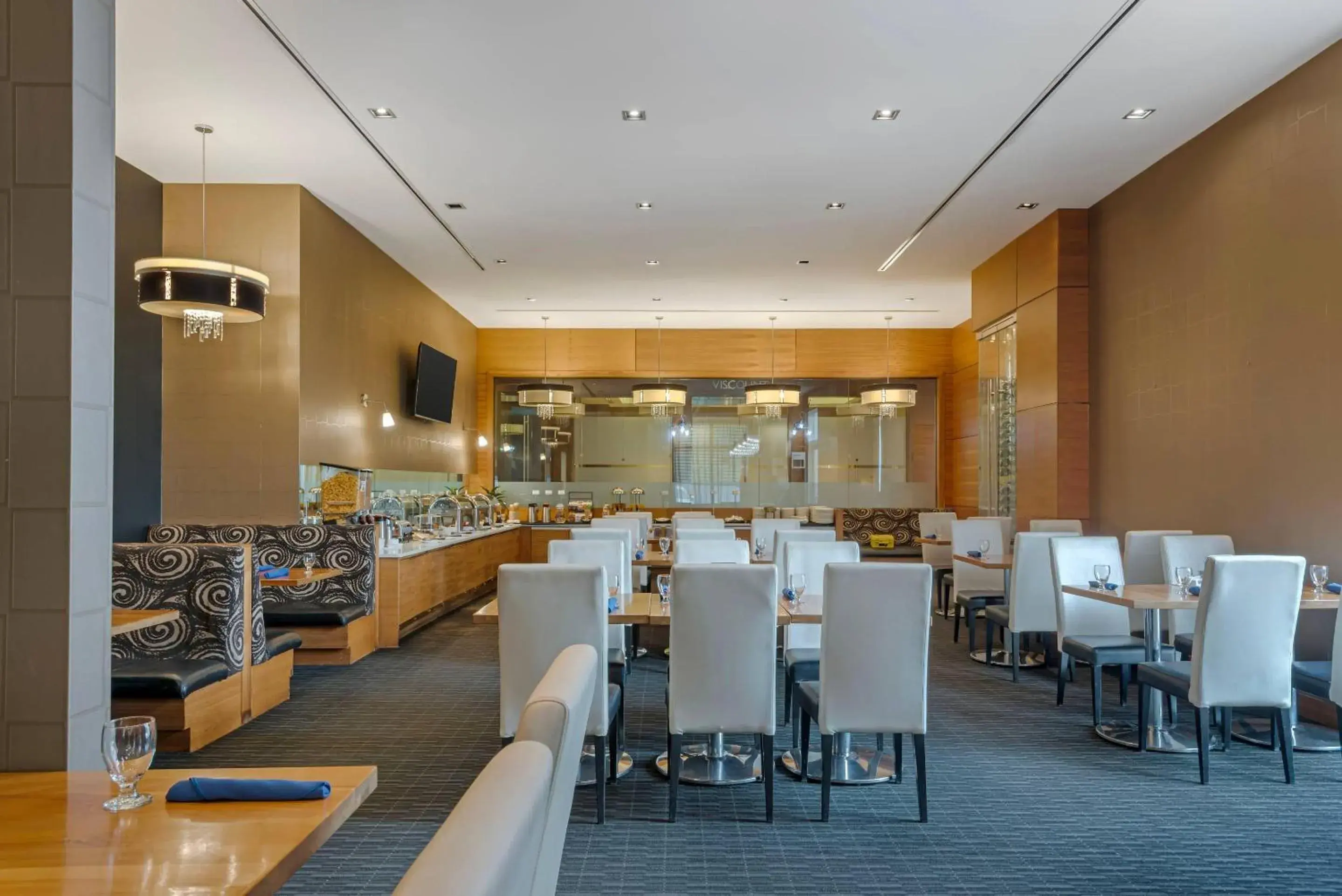 Breakfast in Radisson Hotel & Conference Centre Calgary Airport Breakfast in Radisson Hotel & Conference Centre Calgary Airport