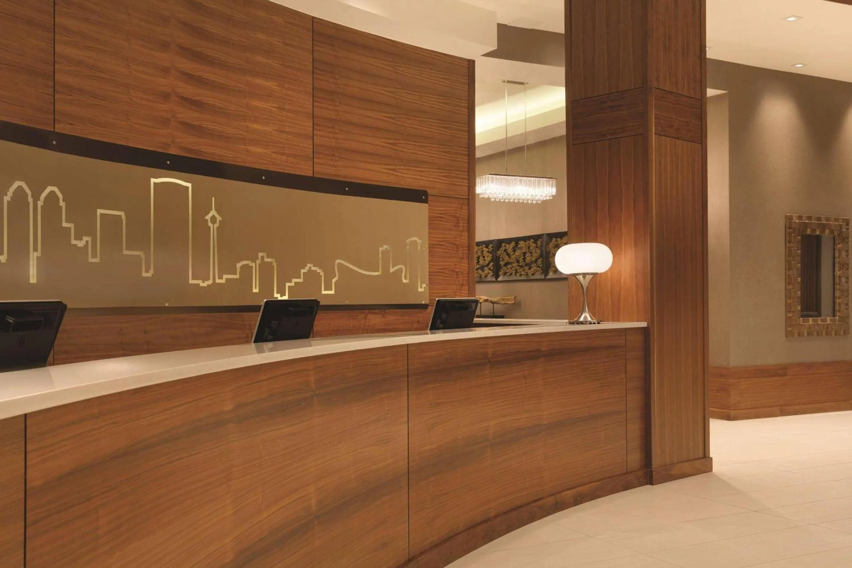 Lobby or reception in Radisson Hotel & Conference Centre Calgary Airport