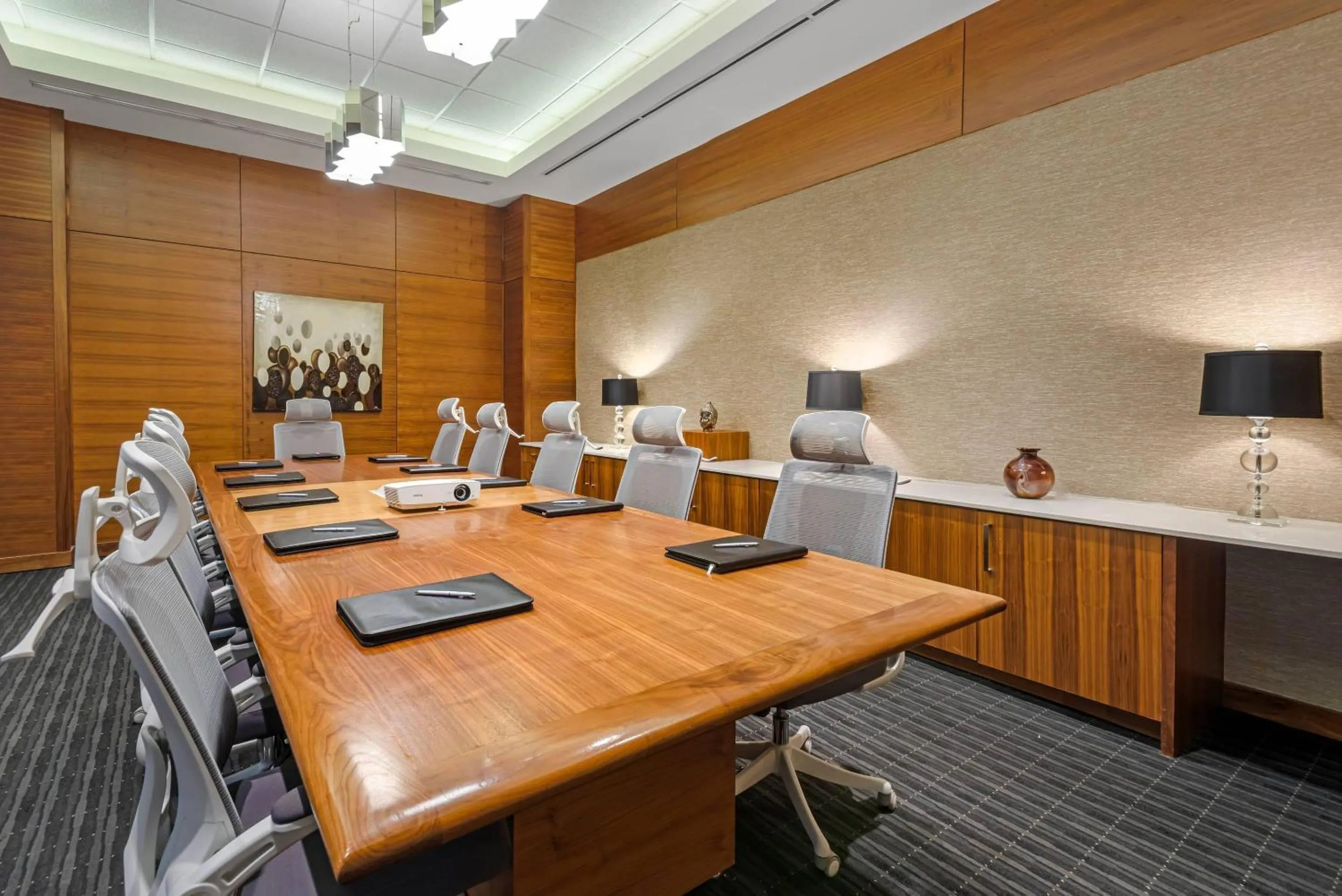 Meeting/conference room in Radisson Hotel & Conference Centre Calgary Airport