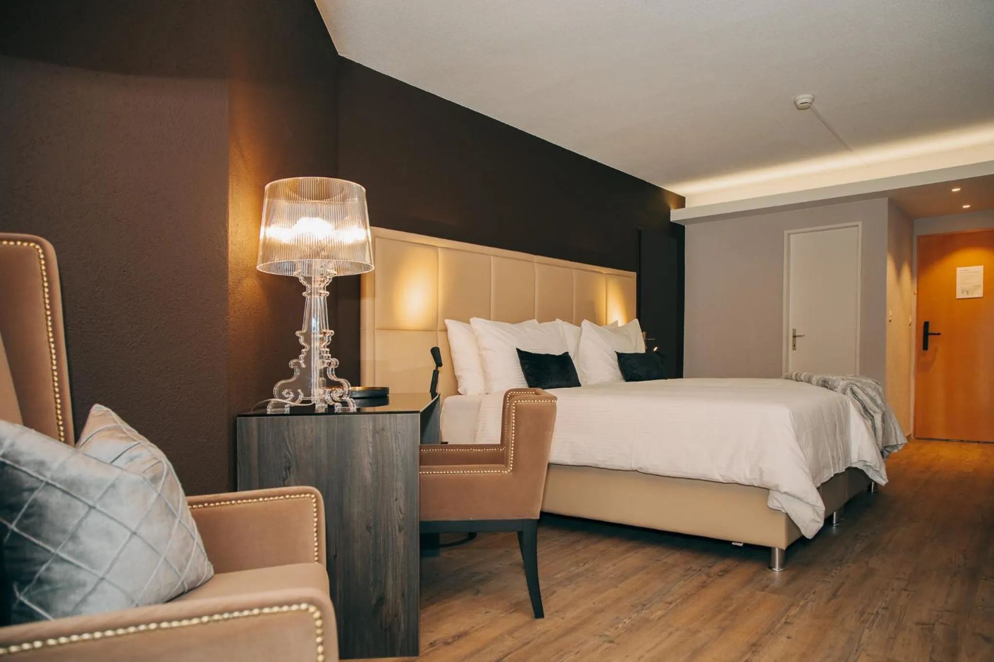 Photo of the whole room, Bed in Hotel Dakota