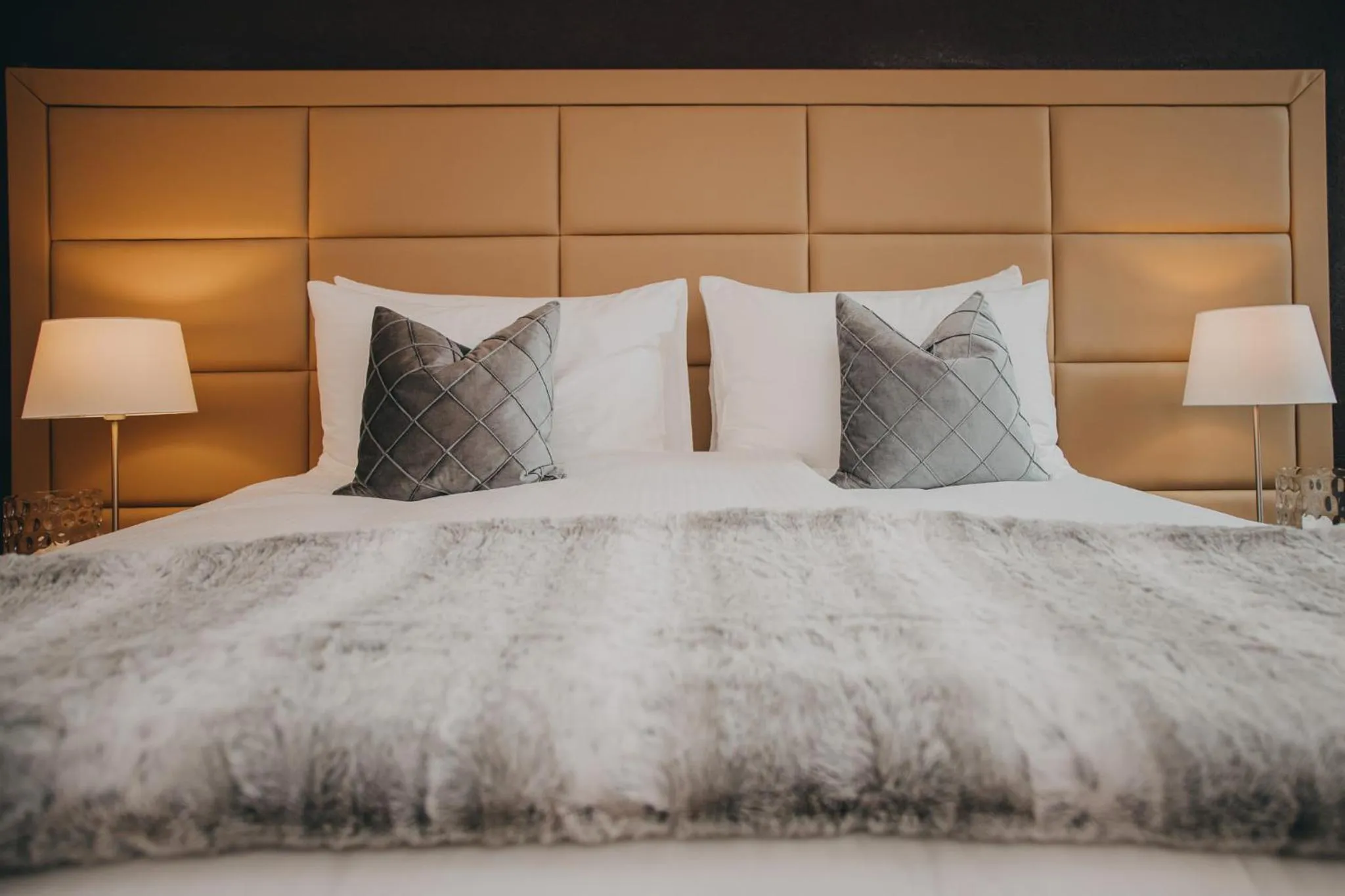 Photo of the whole room, Bed in Hotel Dakota