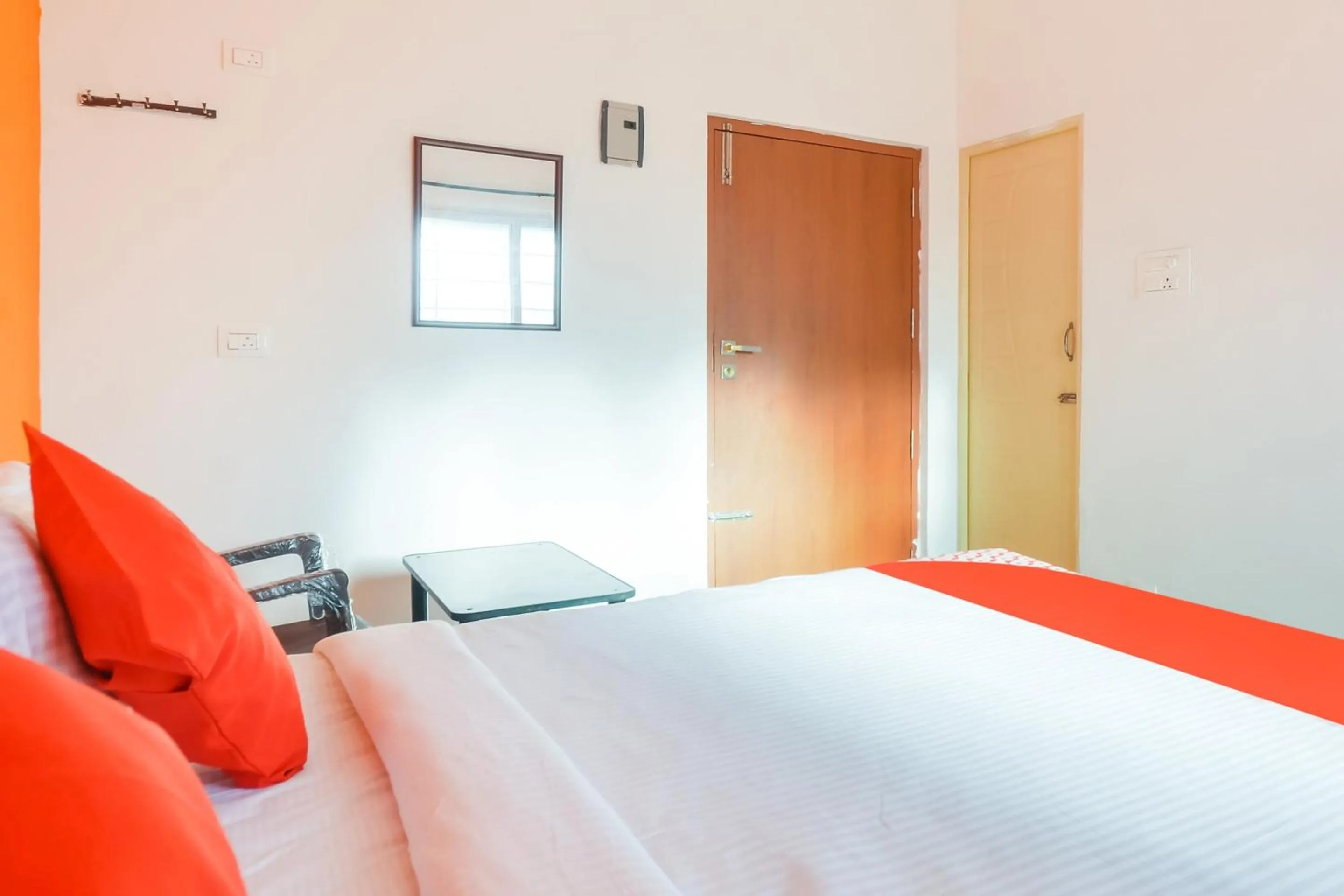 Bedroom in Super OYO Flagship New Cresent Park