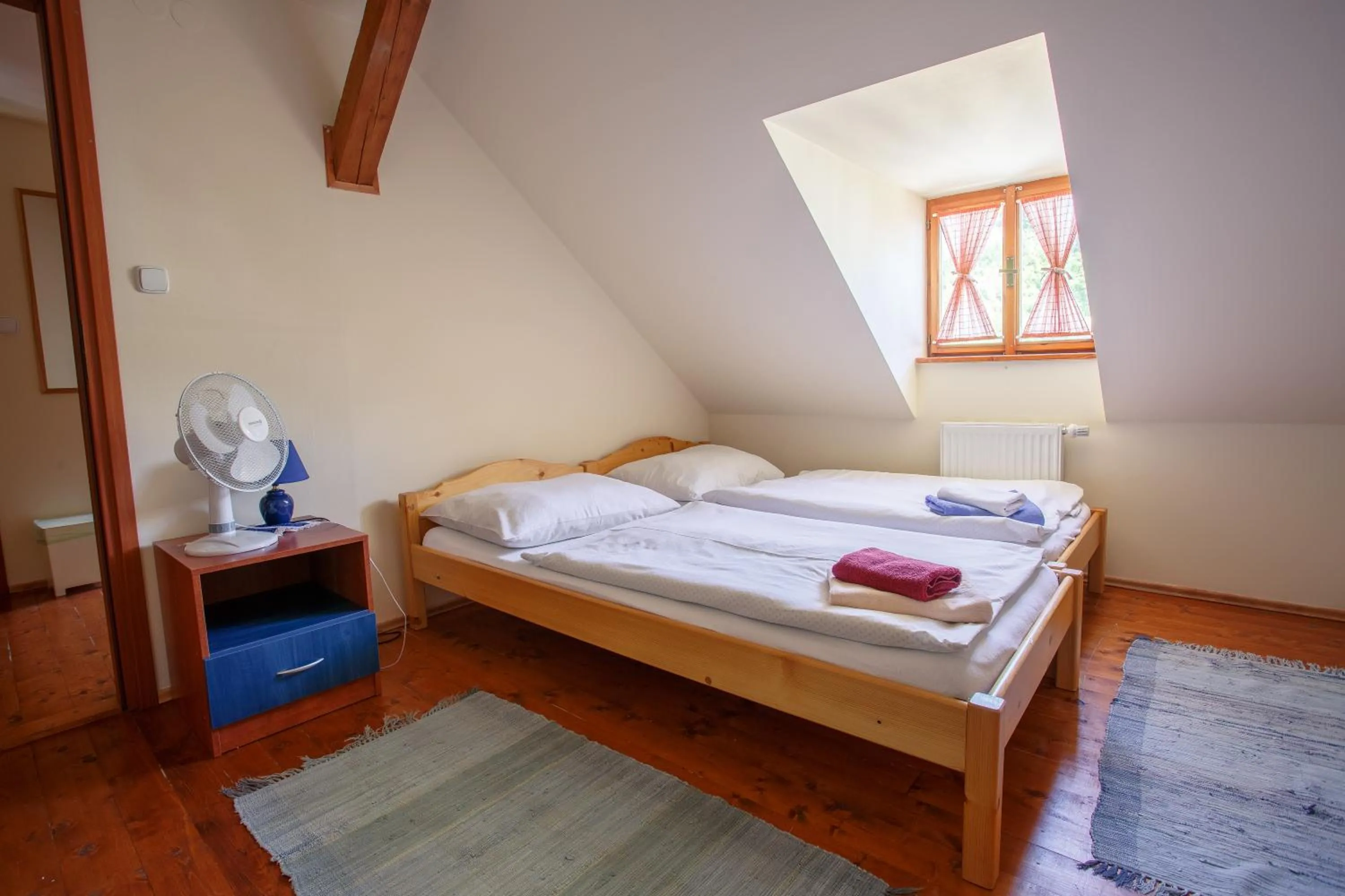 Double Room with two Extra Beds in Penzión Príjemný Oddych
