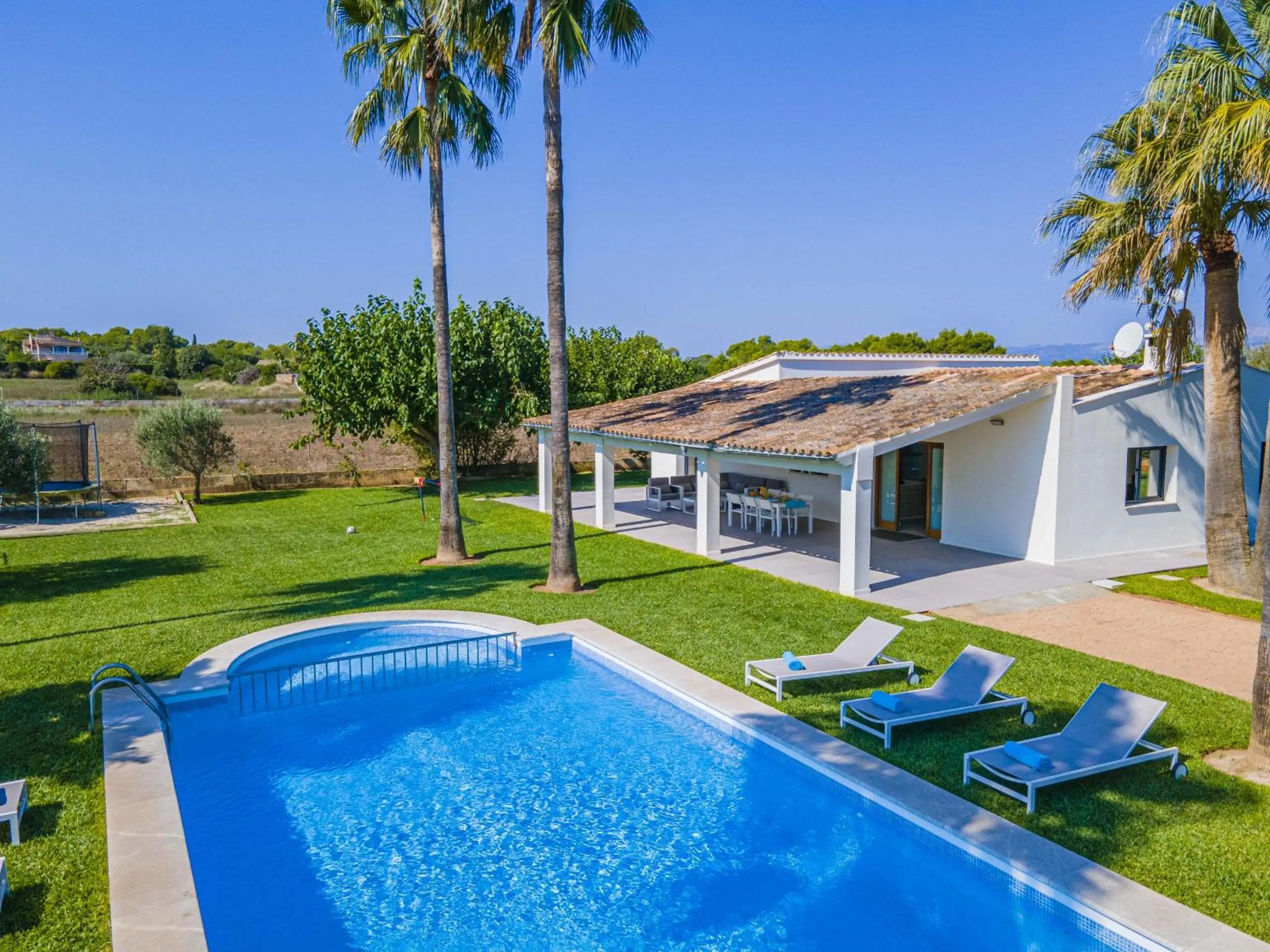 Villa Mariona