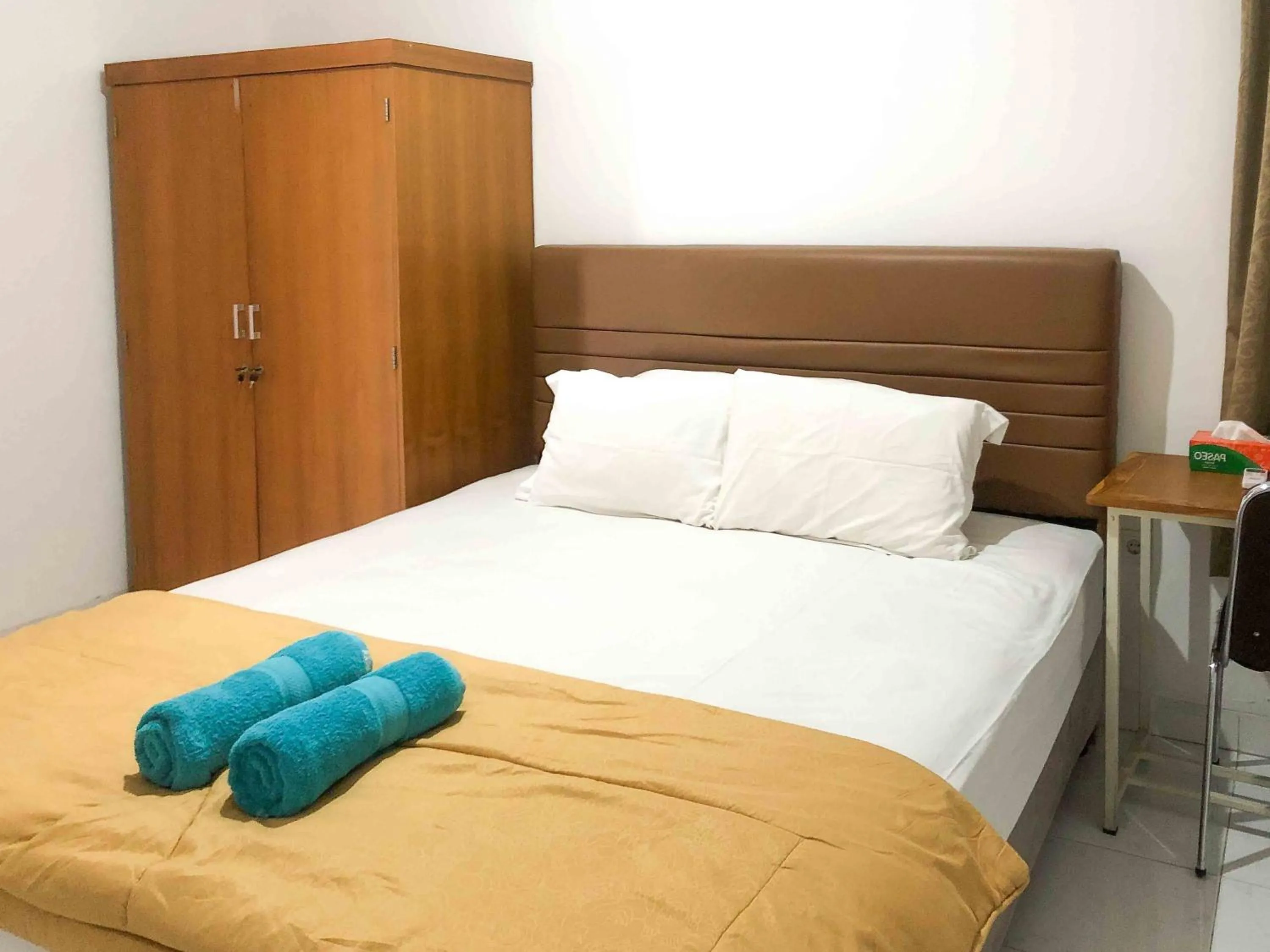 Bed in Sofia Residence Syariah Mitra RedDoorz