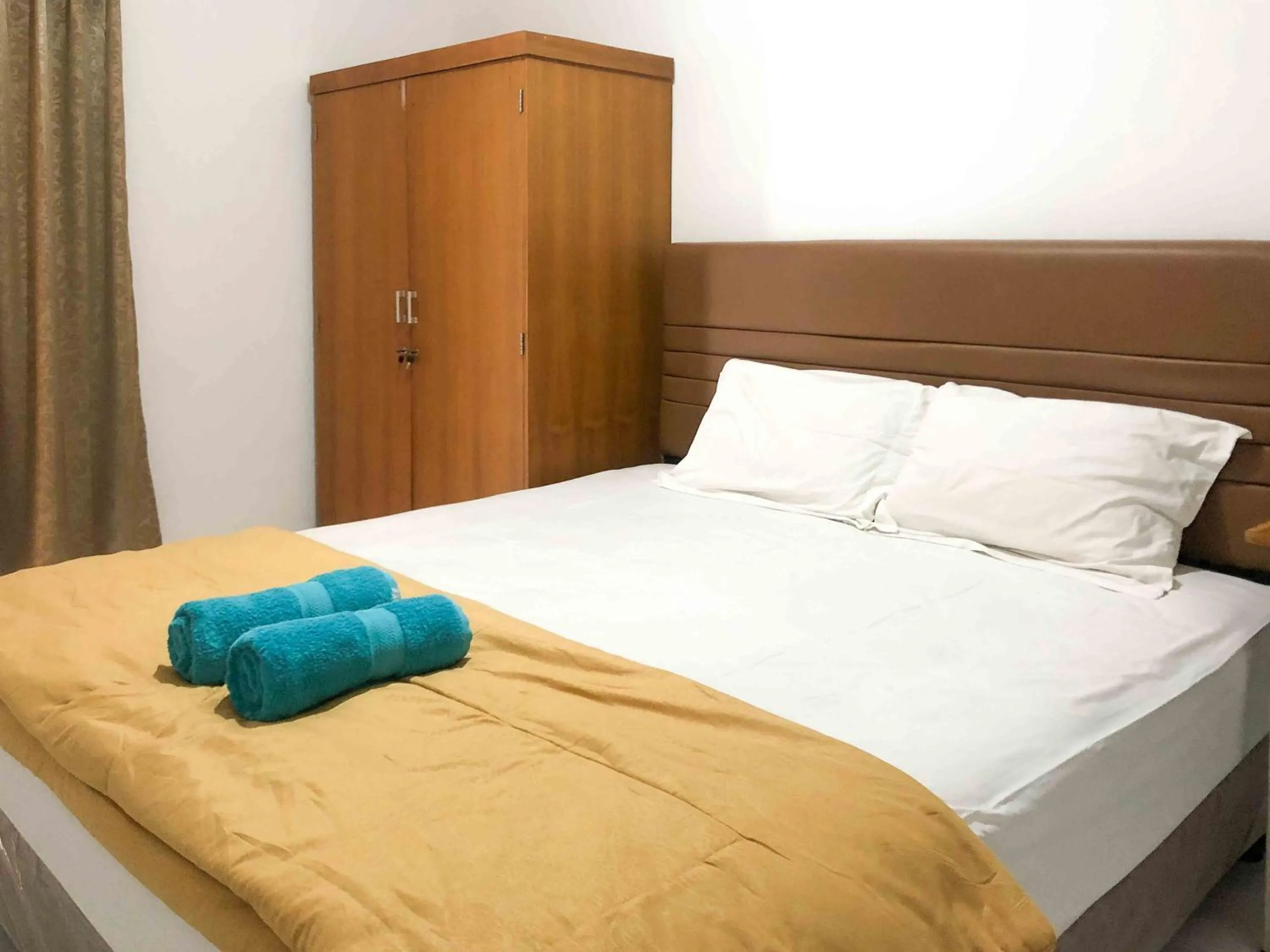 Bed in Sofia Residence Syariah Mitra RedDoorz