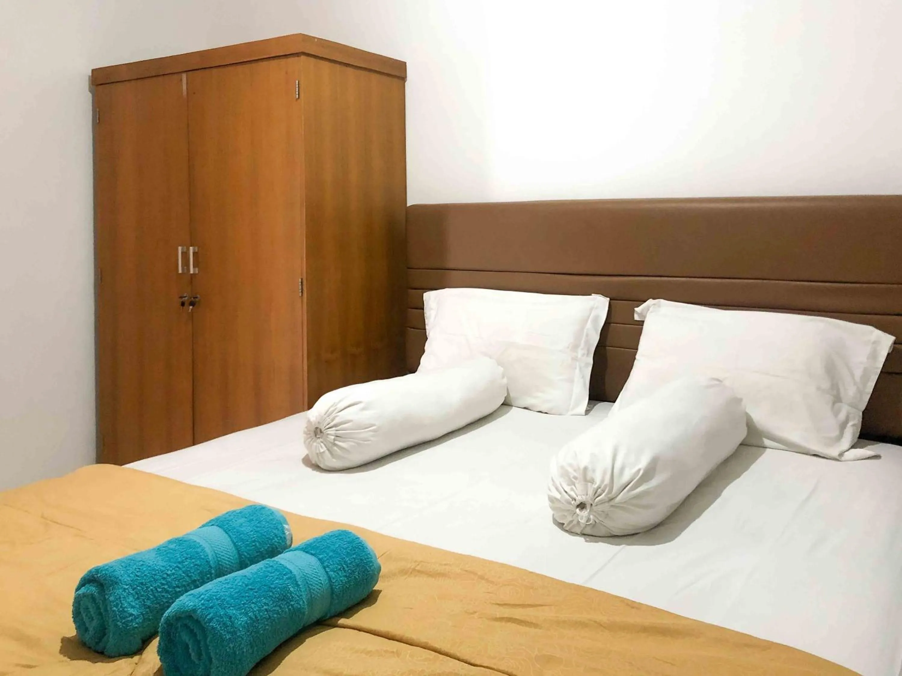 Bed in Sofia Residence Syariah Mitra RedDoorz