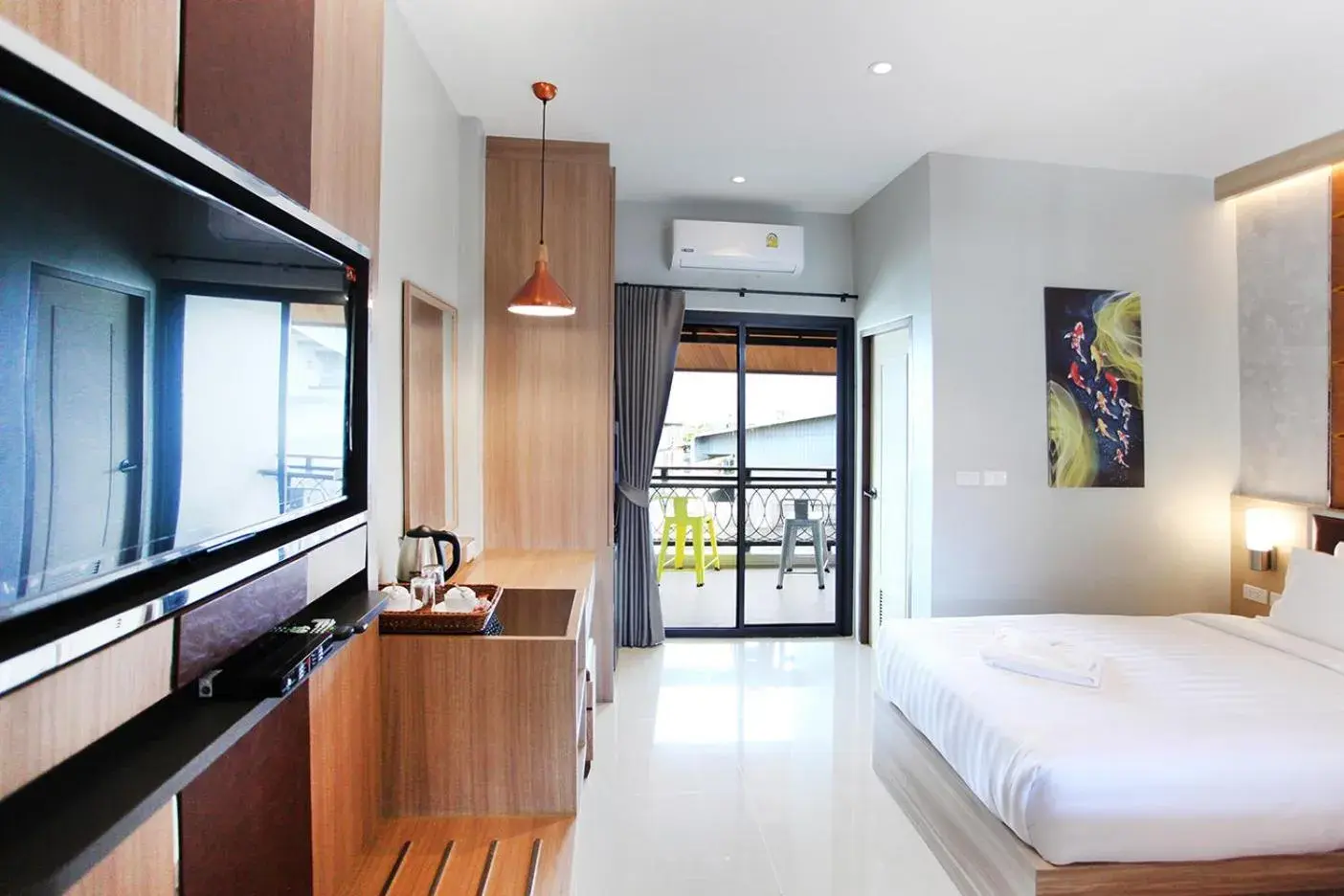 Photo of the whole room, Bed in Avarin Resort Photo of the whole room, Bed in Avarin Resort