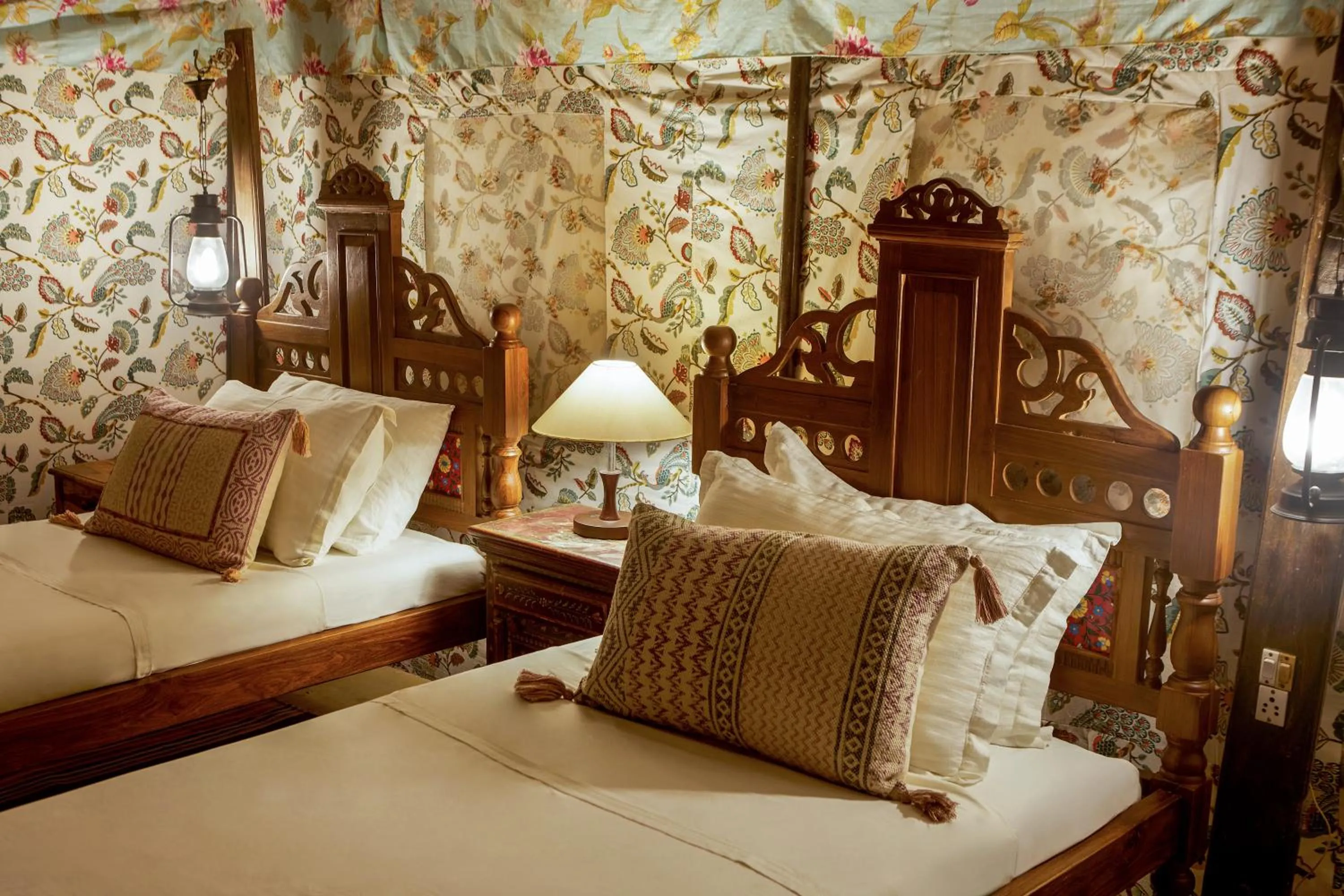 Bed in Pangarh Lake Retreat