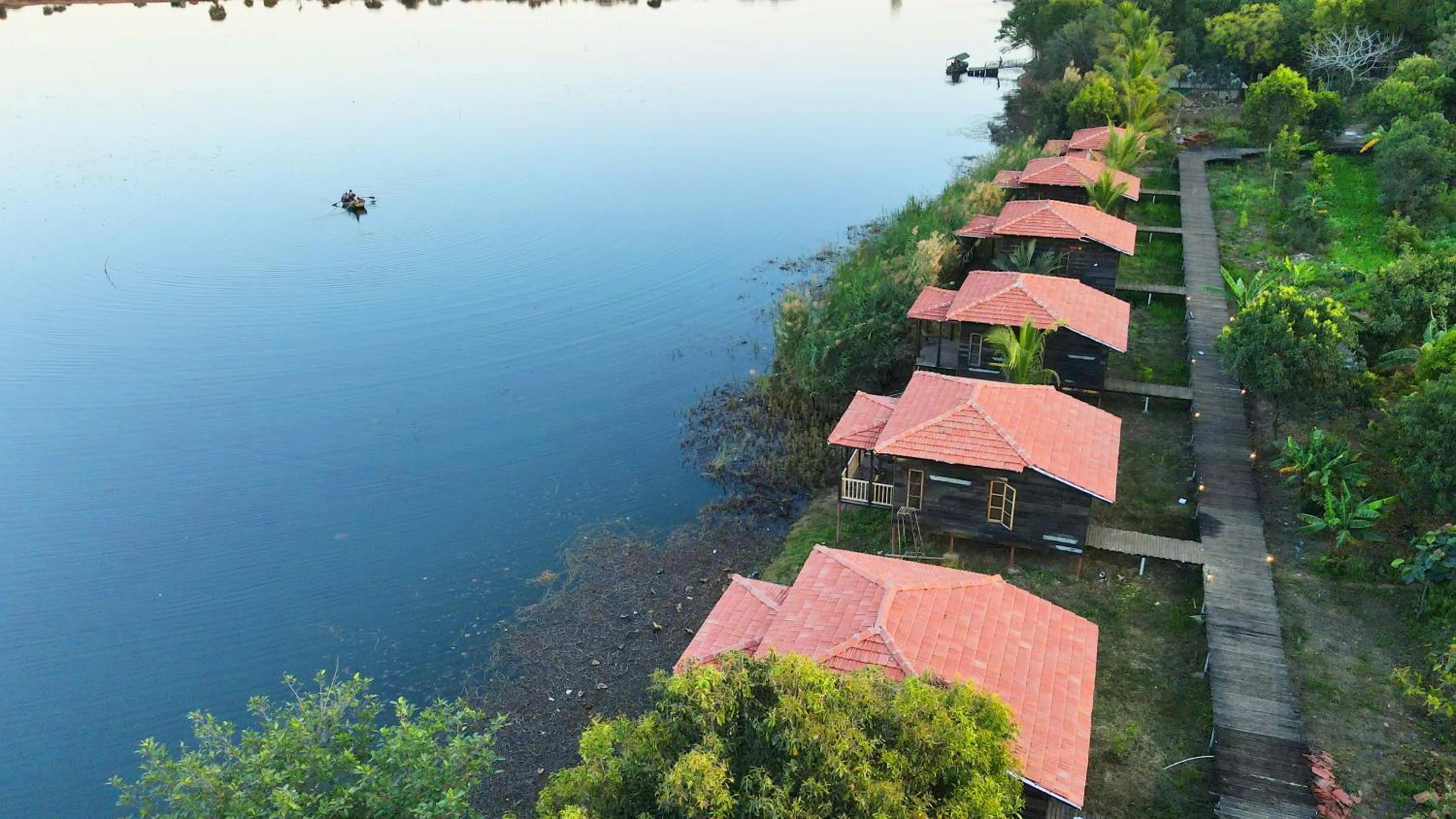 Day in Pangarh Lake Retreat