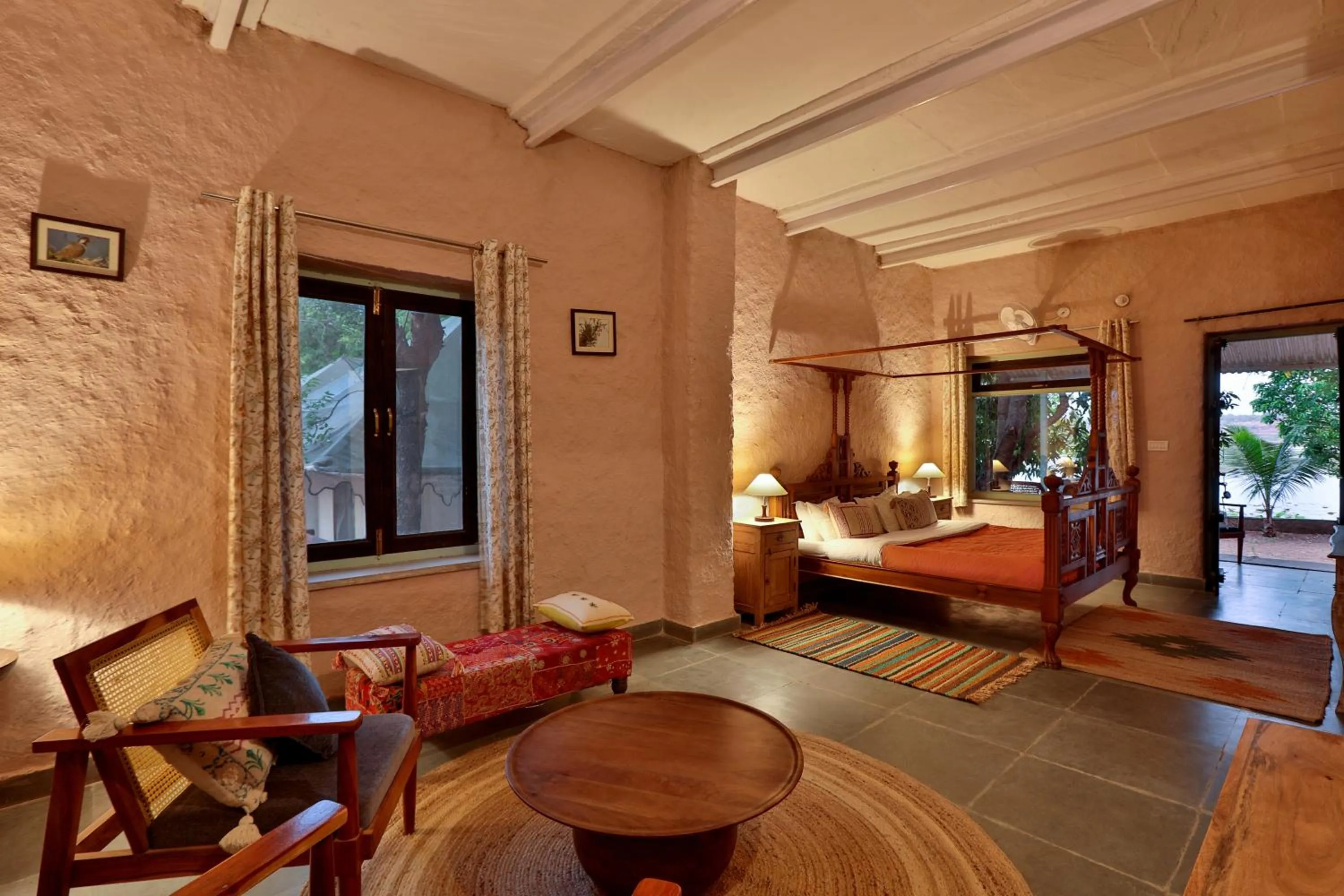 Bedroom, Bed in Pangarh Lake Retreat