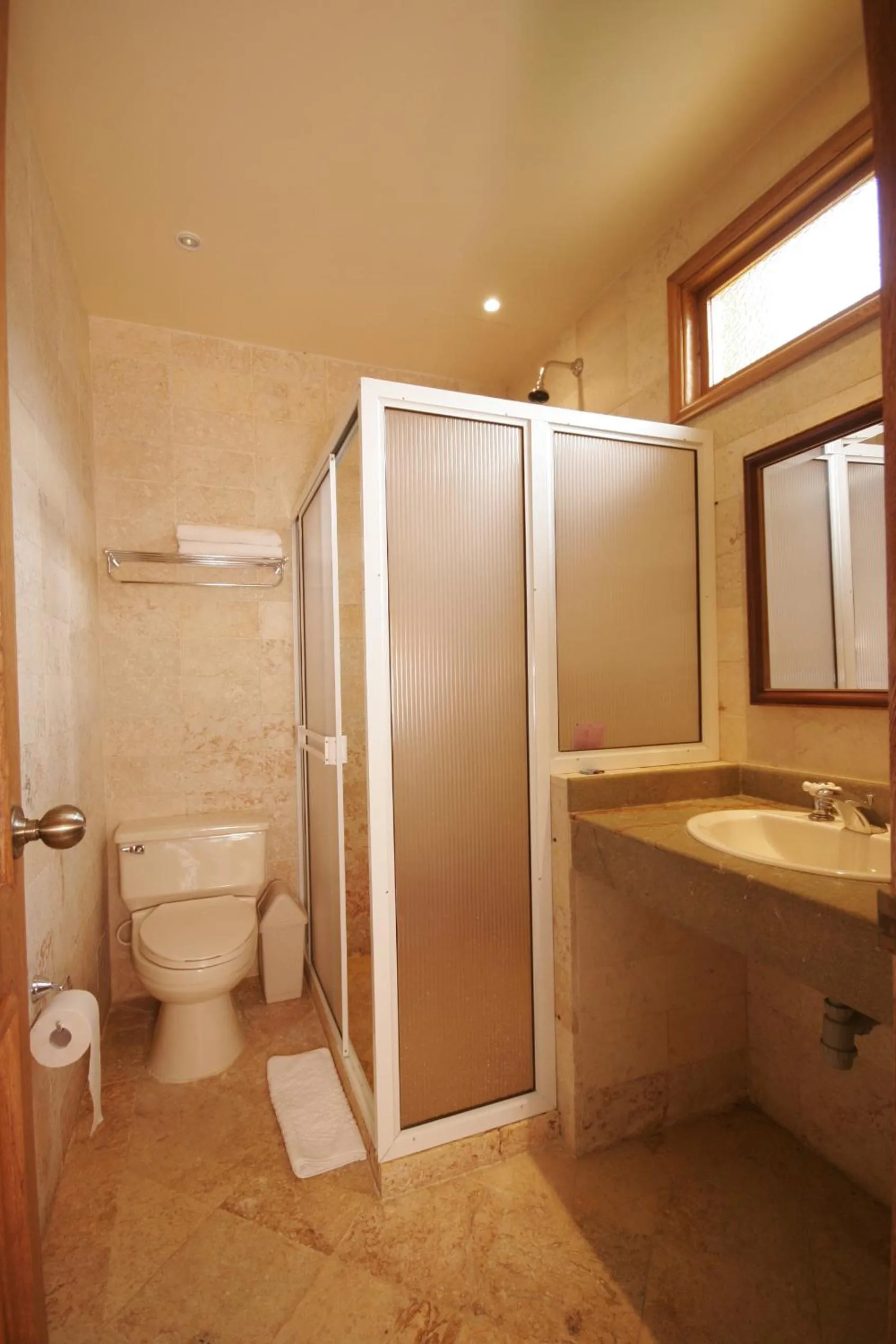 Shower in Hotel y Spa Santa Fe Colonial