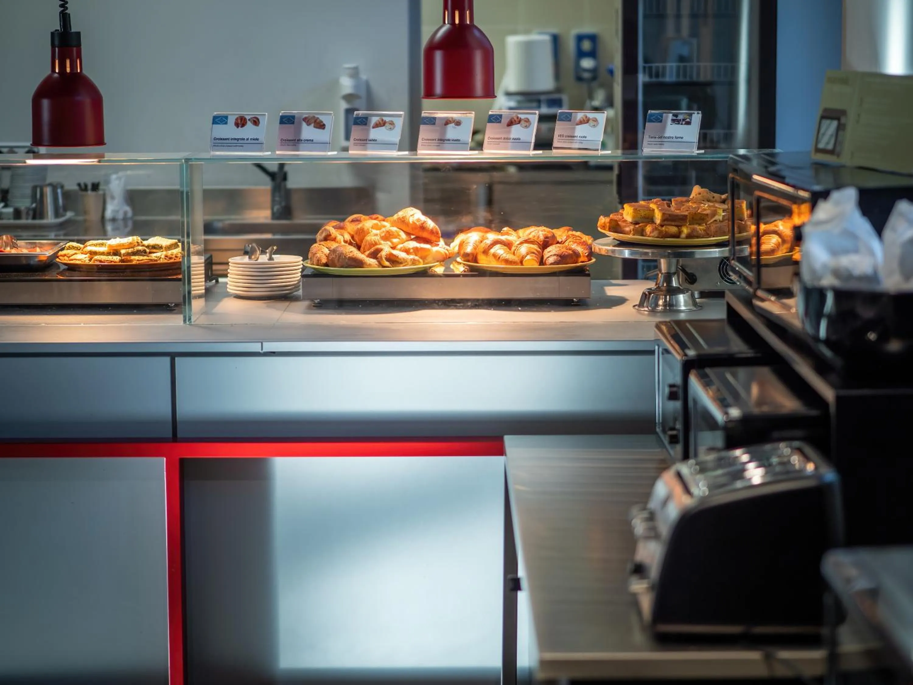 Continental breakfast in Camplus Bernini Casa per Ferie