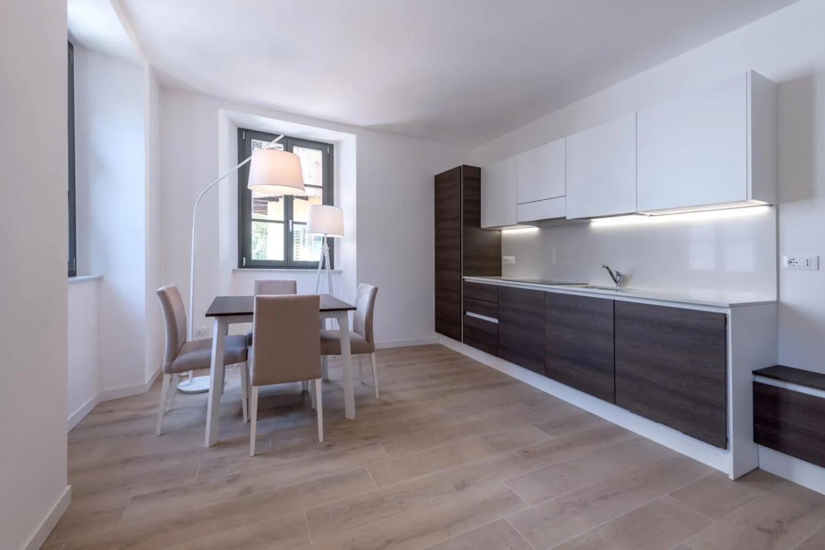 Kitchen or kitchenette in Residence La Torre con private park