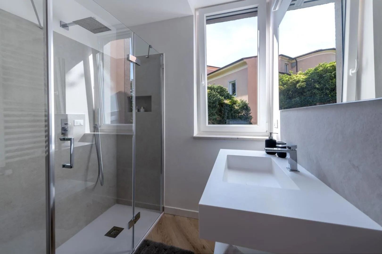 Bathroom in Residence La Torre con private park