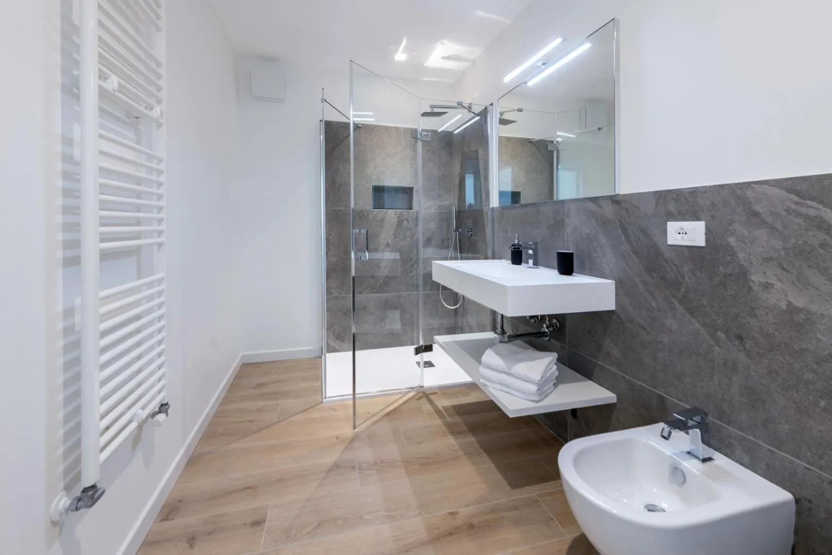 Bathroom in Residence La Torre con private park