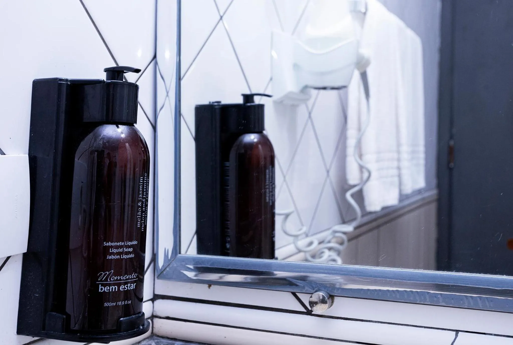 Bathroom in Nikkey Palace Hotel