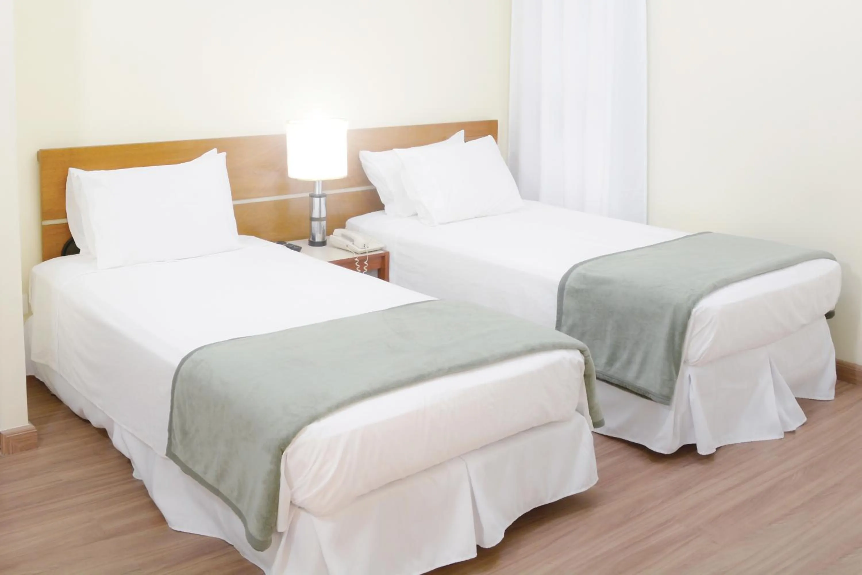 Standard Twin Room in Nikkey Palace Hotel