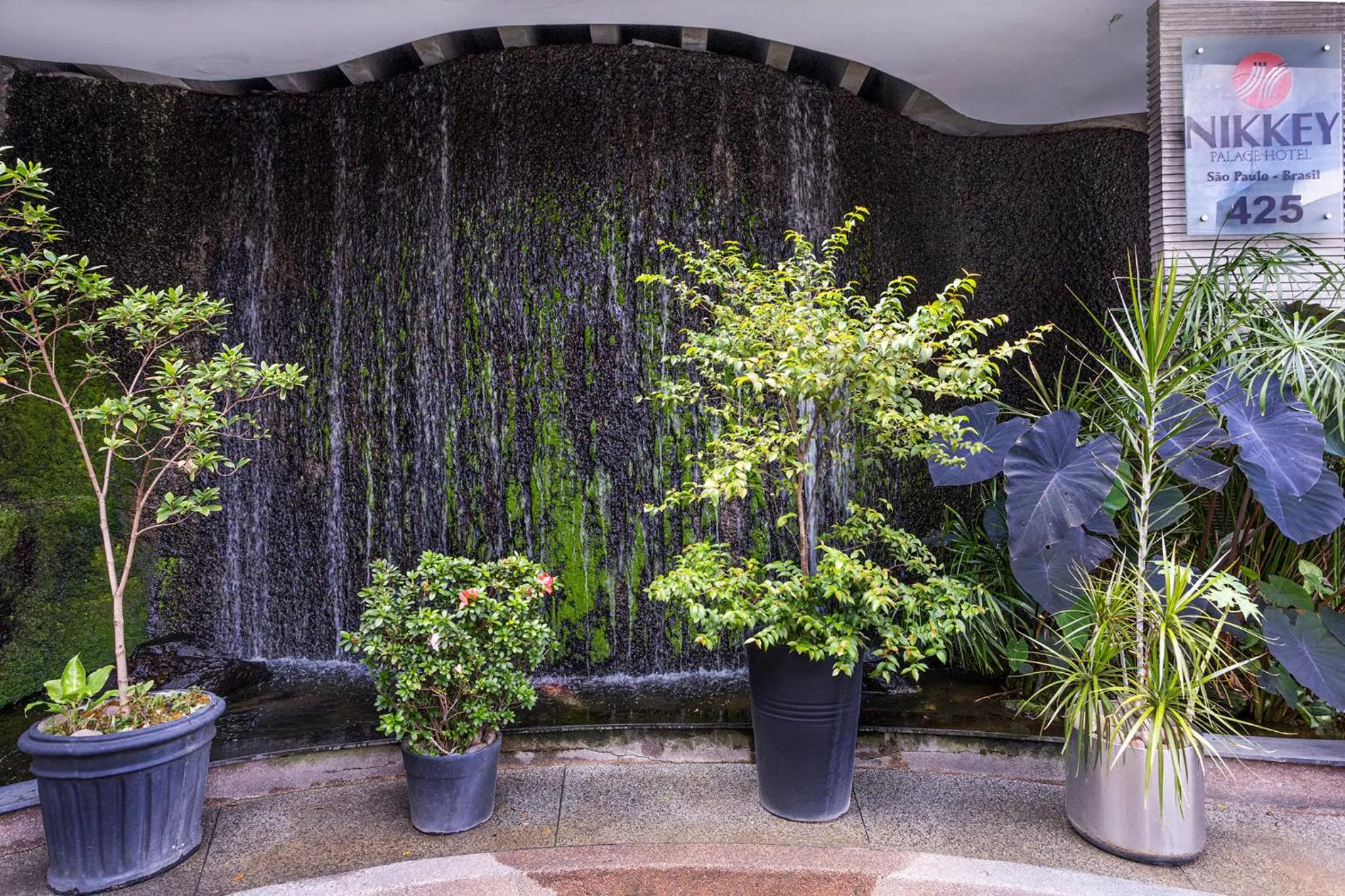 Garden in Nikkey Palace Hotel