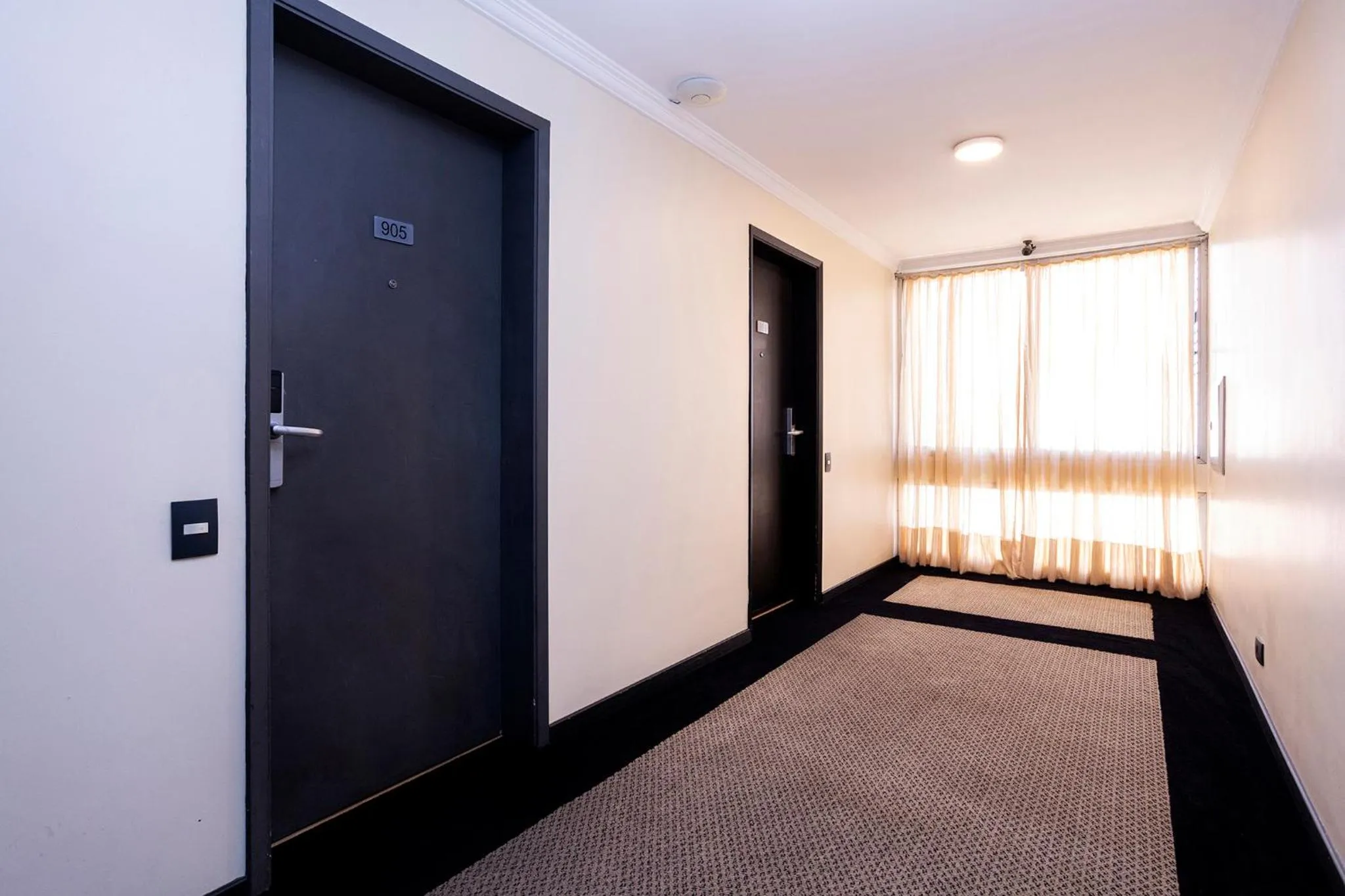 Decorative detail in Nikkey Palace Hotel