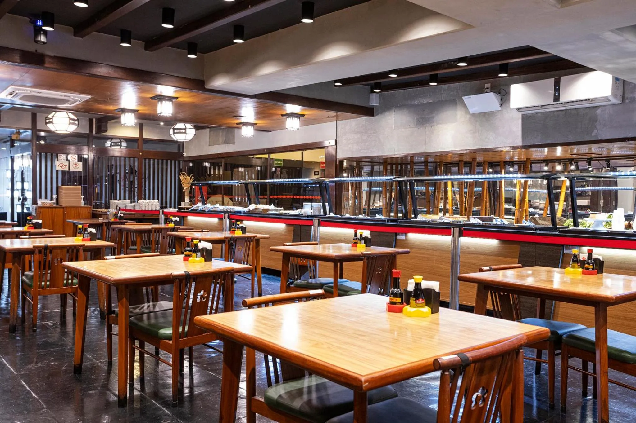 Restaurant/places to eat in Nikkey Palace Hotel