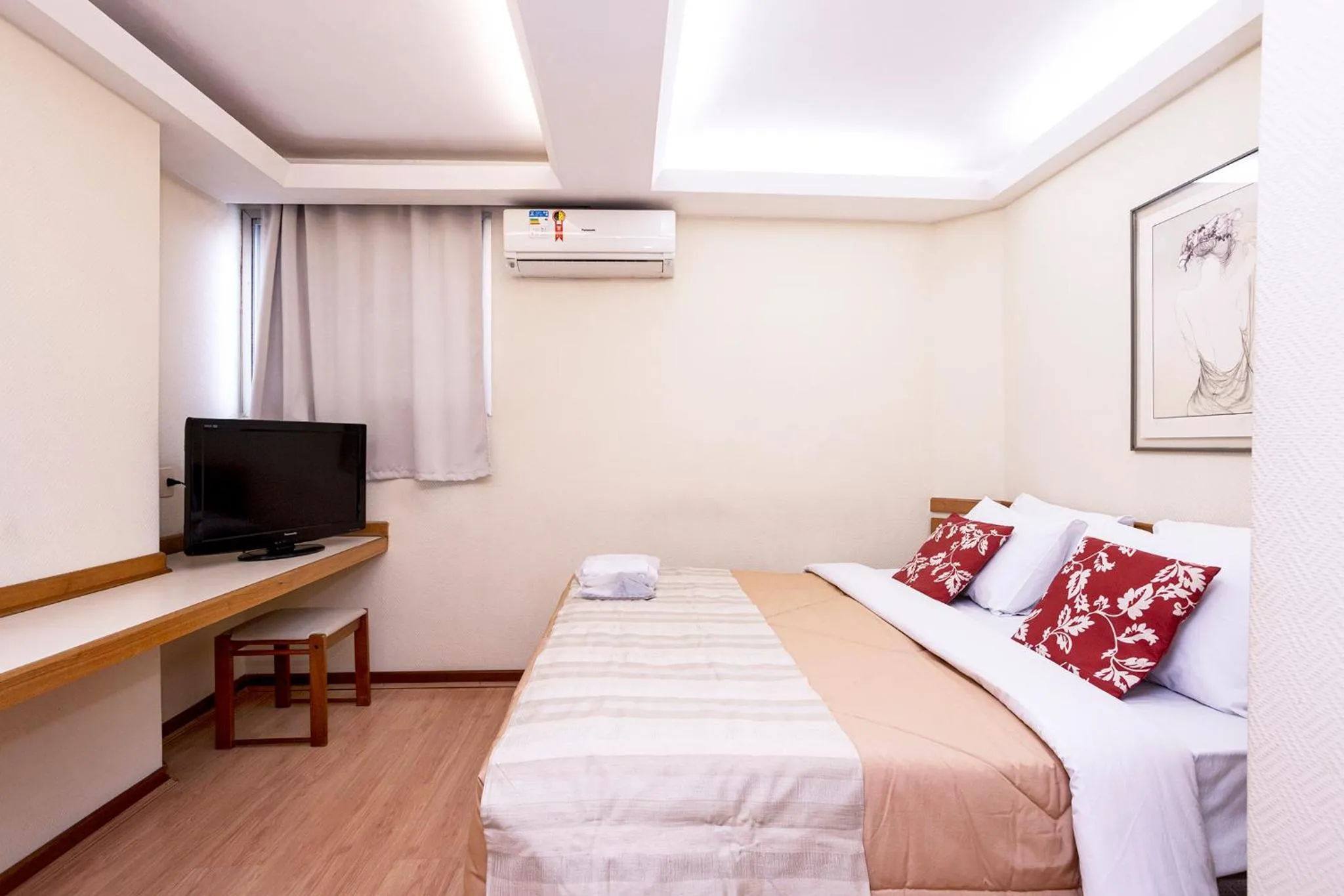 Bedroom, Bed in Nikkey Palace Hotel