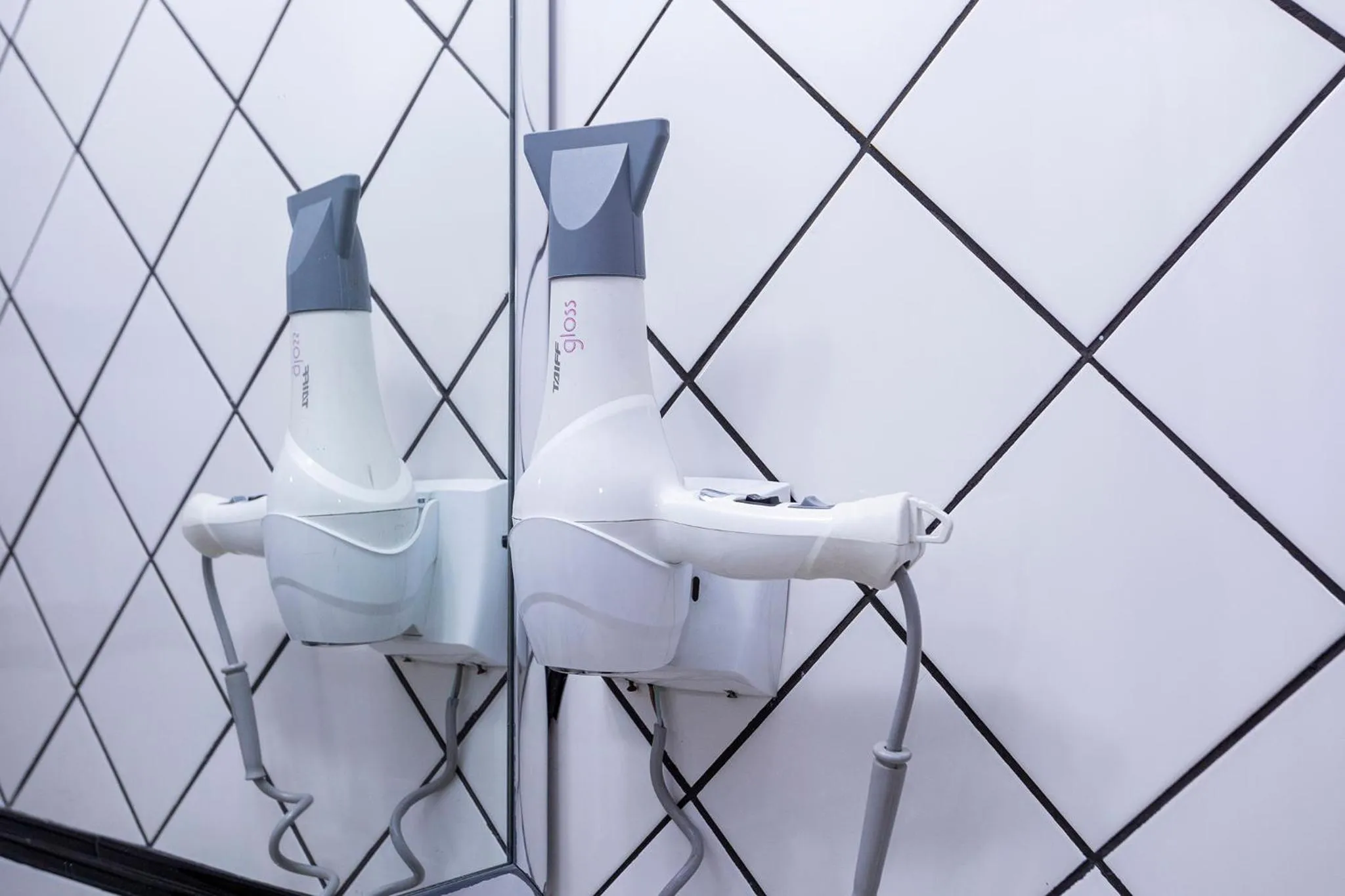 hair dryier in Nikkey Palace Hotel