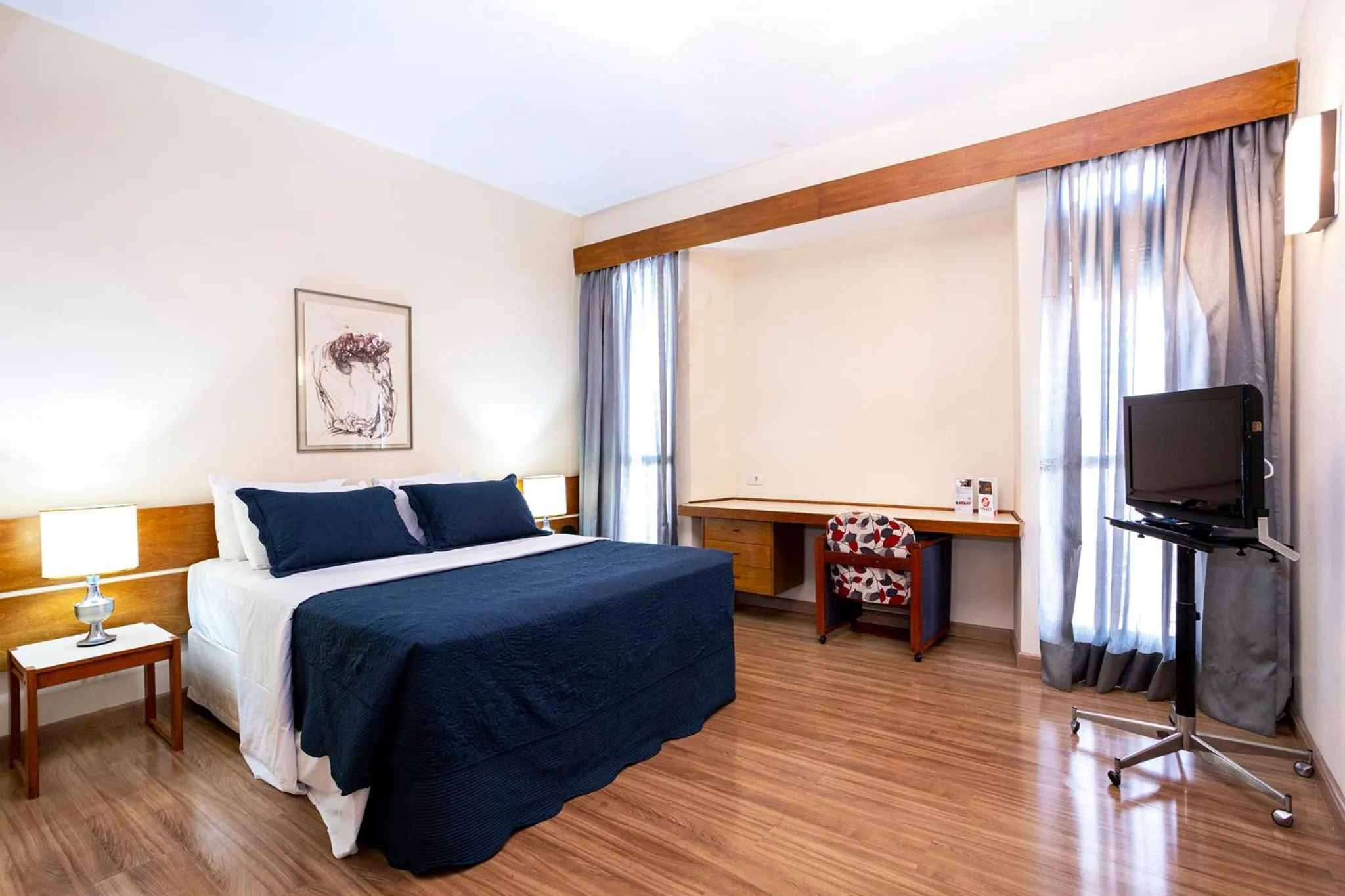 Bed in Nikkey Palace Hotel