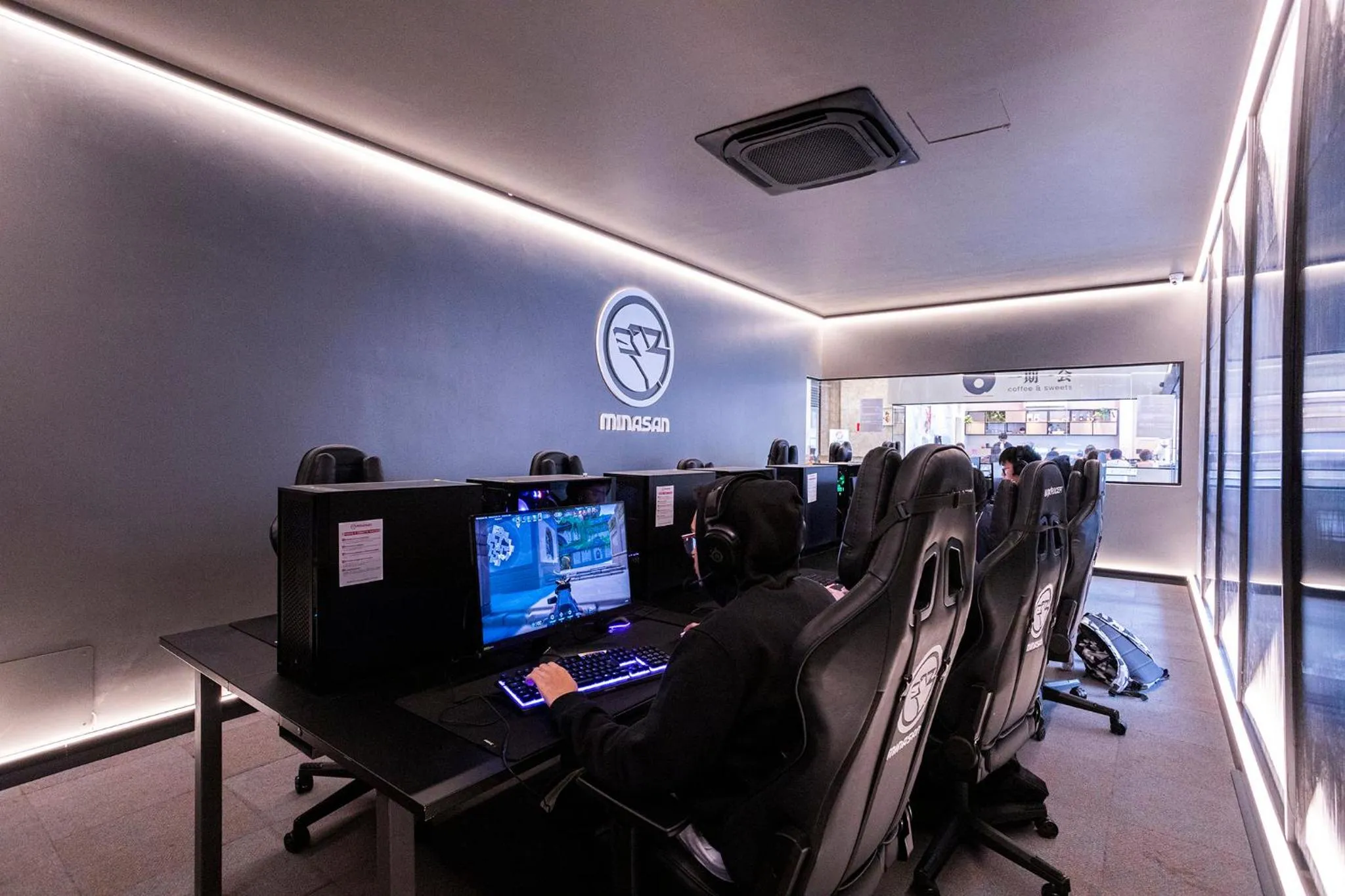 TV and multimedia in Nikkey Palace Hotel